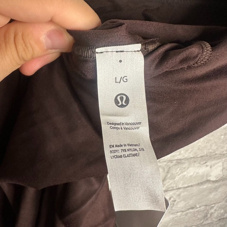 Lululemon Lululemon Nulu Square Neck Long Sleeve Bodysuit Thong Cut Size L / US 10 / IT 46 - 10 Thumbnail