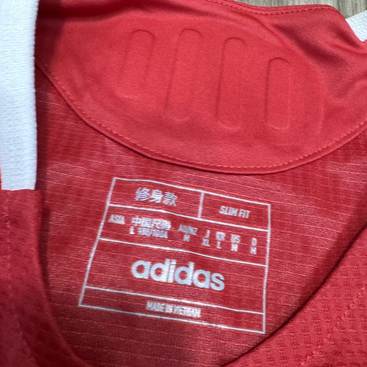 Adidas Manchester united 24/25 Europa player issue final shirt #8 Size US M / EU 48-50 / 2 - 7 Thumbnail