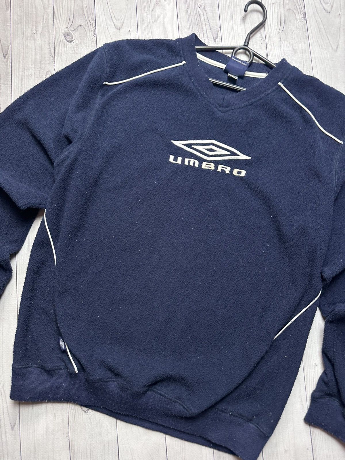 Umbro × Vintage Vintage Umbro fleece sweatshirt big logo size L Size US L / EU 52-54 / 3 - 2 Thumbnail