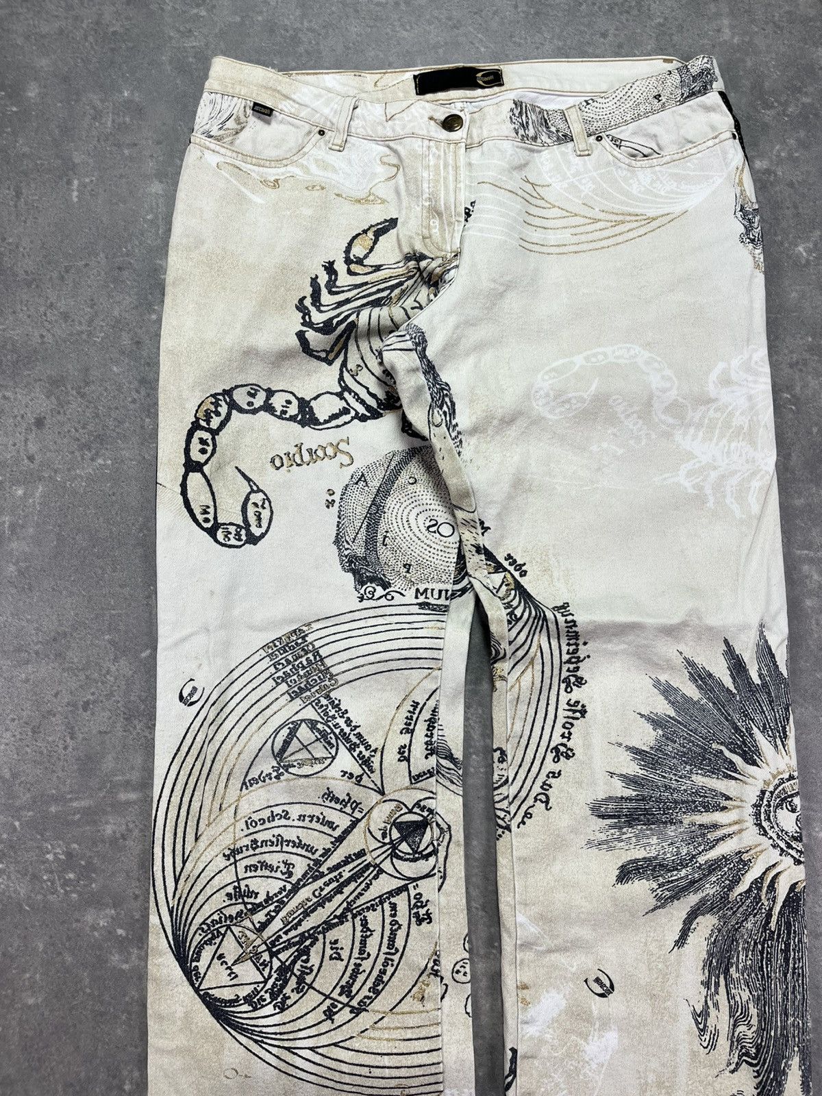 Just Cavalli 00s Just Cavalli Astrology Zodiac Denim Jeans 32 34 00s Size US 32 / EU 48 - 3 Thumbnail