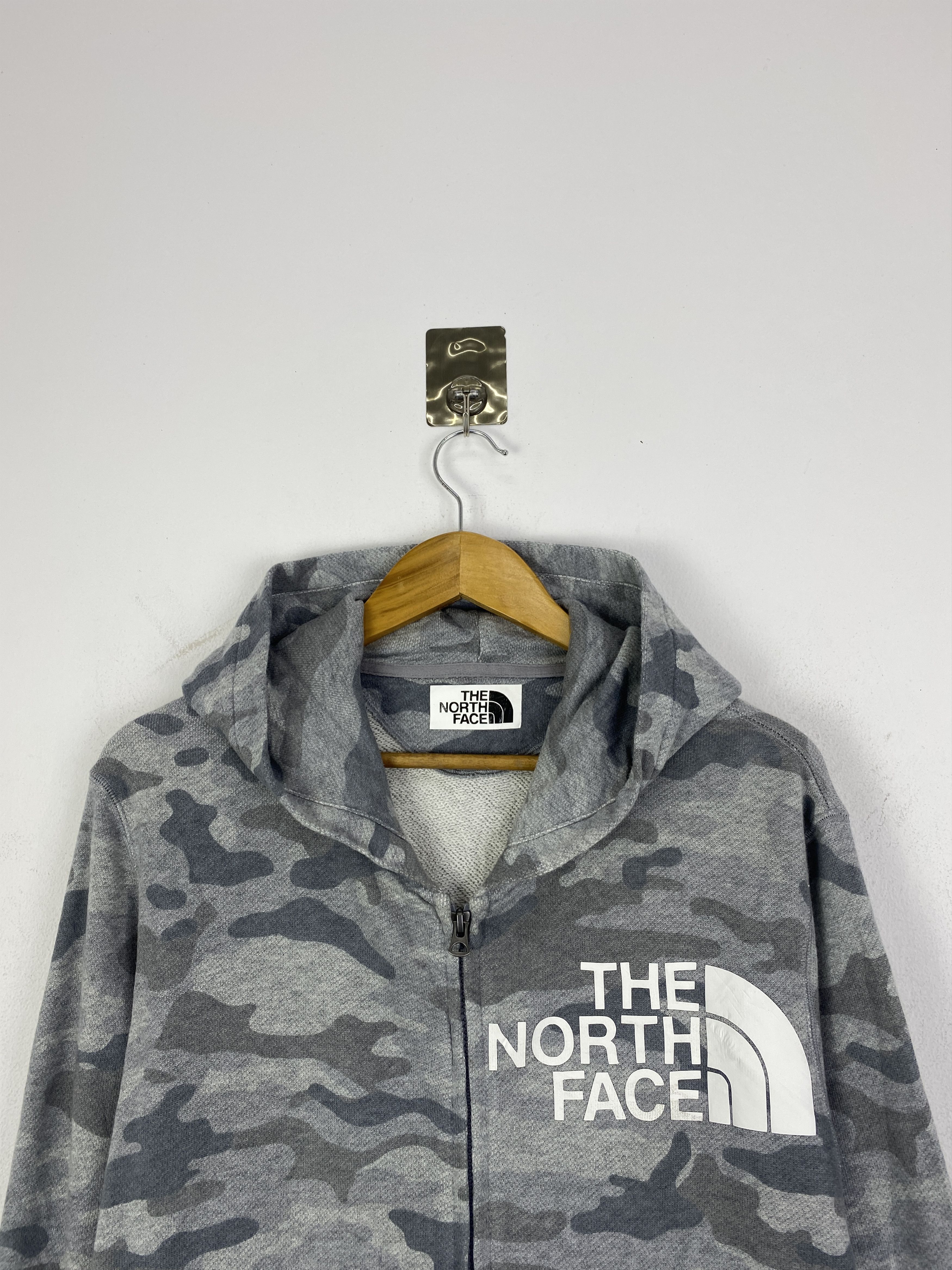 The North Face Vintage The North Face Camouflage Zipper Up Hoodie