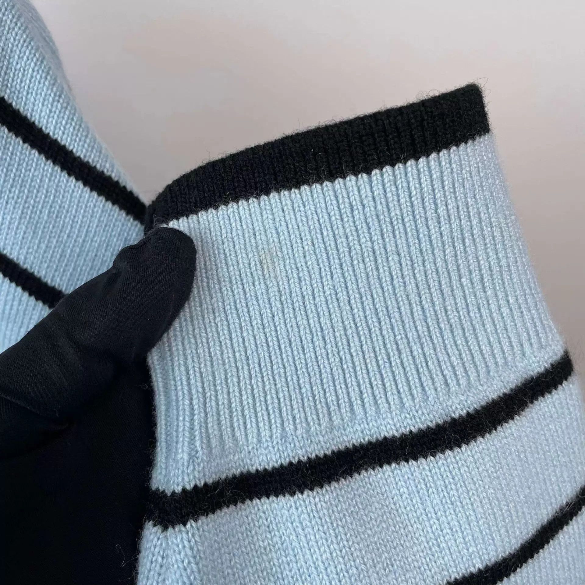 Chanel CHANEL Women's Cashmere Blue Striped Cardigan 38 Size S / US 4 / IT 40 - 9 Thumbnail