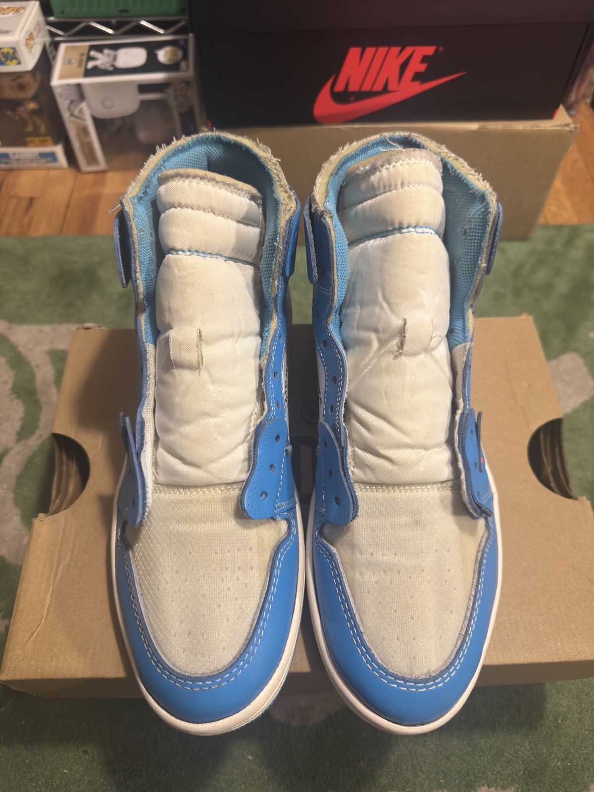 Jordan Brand × Off-White Air Jordan 1 High Off White "UNC" Size US 9.5 / EU 42-43 - 5 Thumbnail