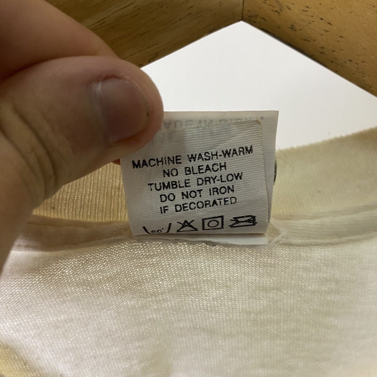 Disney Vintage 1990s Disney Winnie The Pooh Cartoon T Shirt Size US M / EU 48-50 / 2 - 6 Thumbnail