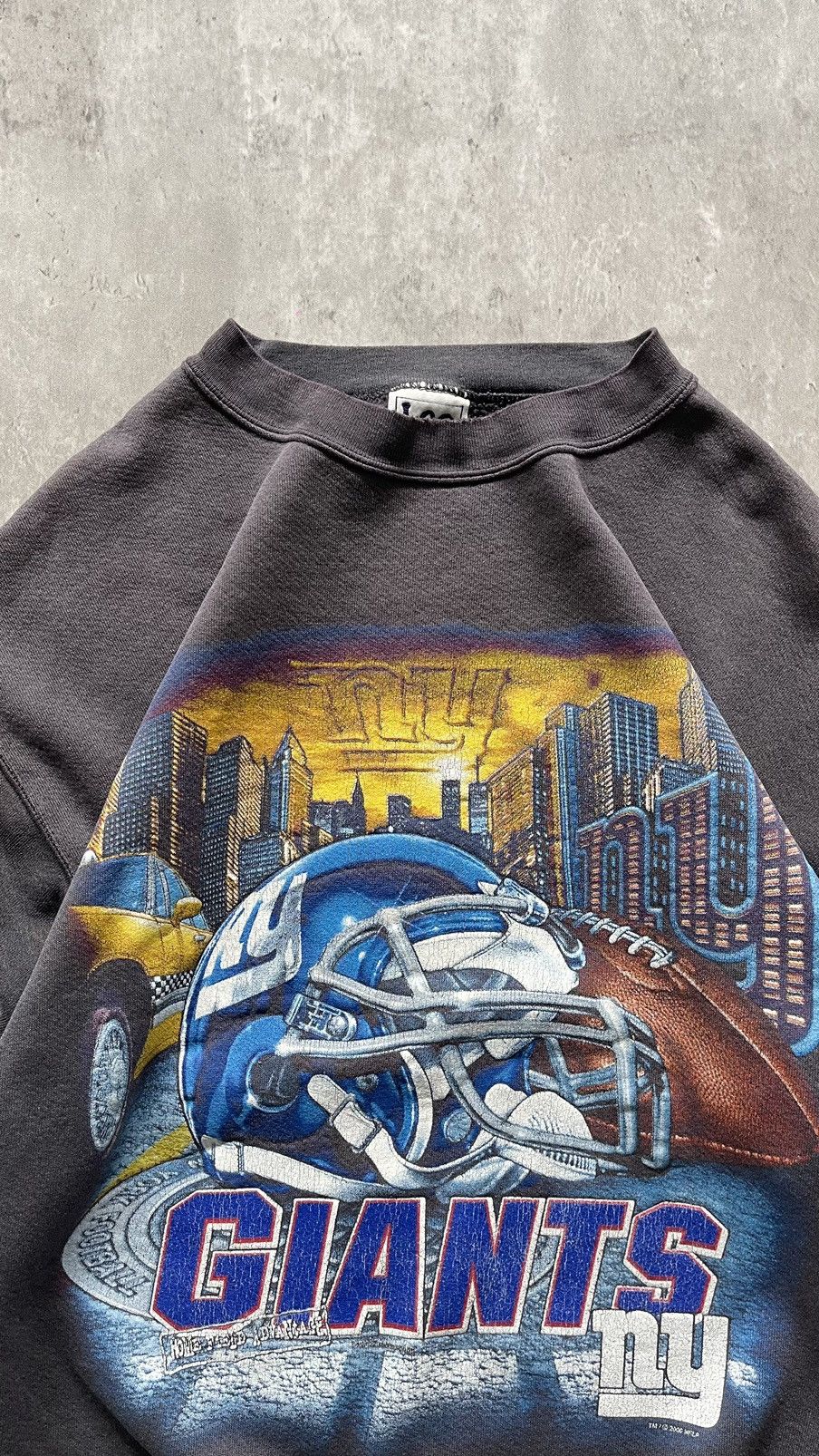 Russell Athletic × Vintage VINTAGE 1990S FADED NEW YORK GIANTS SWEATSHIRT Size US XL / EU 56 / 4 - 2 Thumbnail