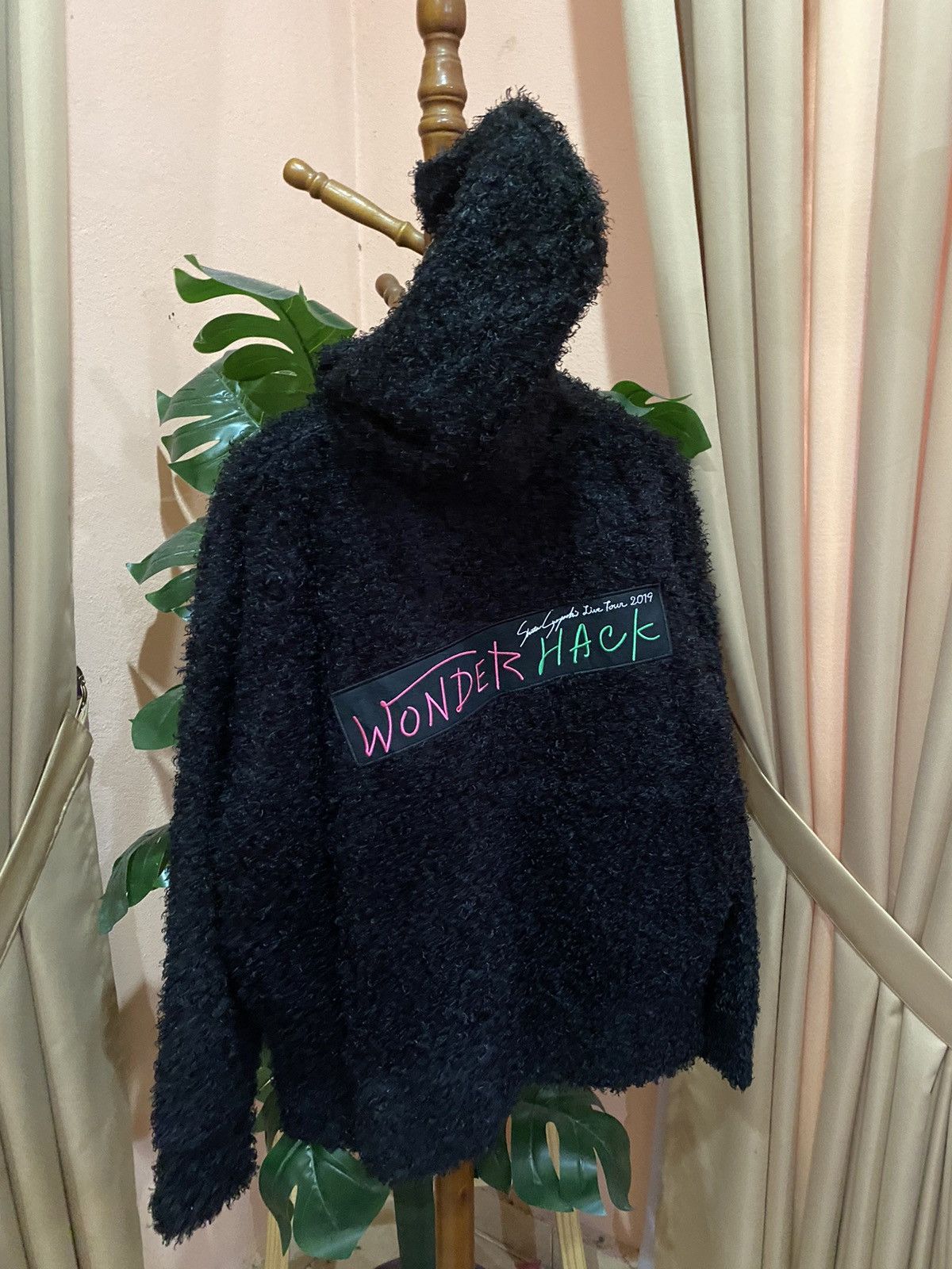 Japanese Brand WonderHack 2019 Yasutaka Nakata Tour Fuzzy Fleece Hoodie Size US M / EU 48-50 / 2 - 7 Thumbnail