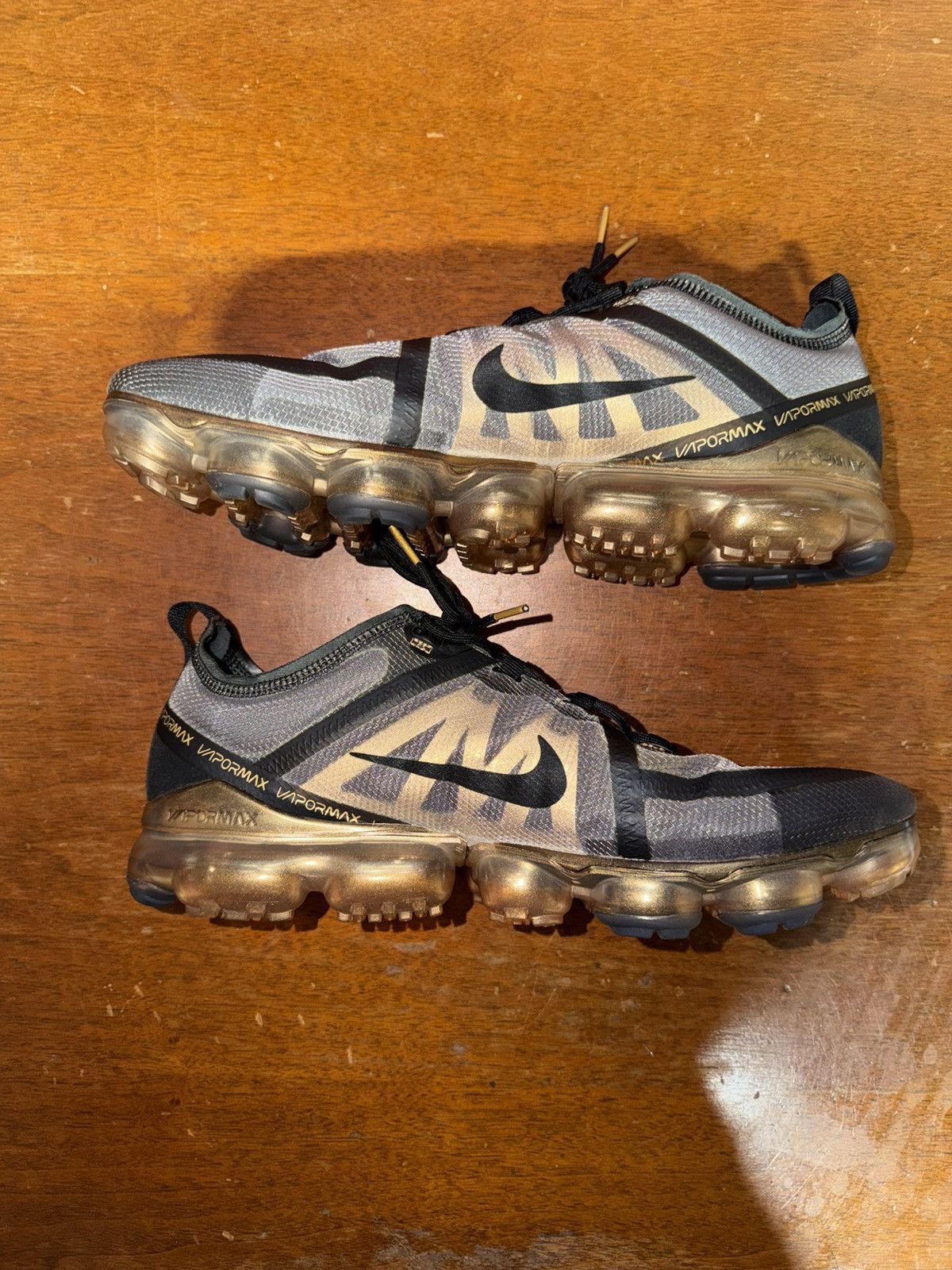 Nike Nike Air VaporMax 2019 Black Gold size 14 Size US 14 / EU 47 - 2 Thumbnail