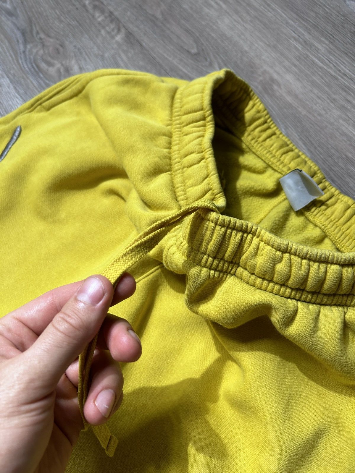 Nike Nike Yellow Fleece Track Pants Size US 32 / EU 48 - 5 Thumbnail