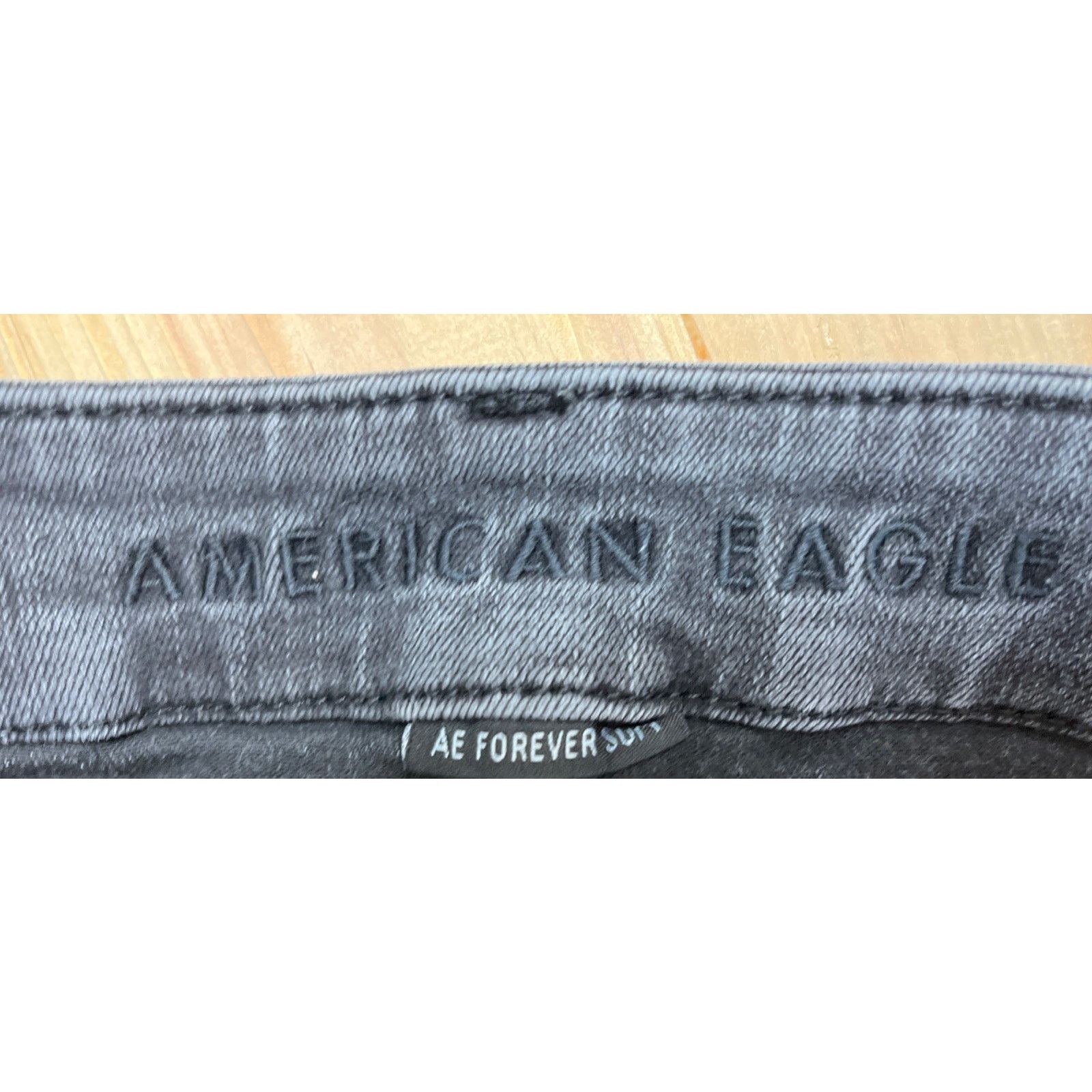 American Eagle Outfitters American Eagle Forever Soft Distressed Jeans 6 Jegging Black Size 28" / US 6 / IT 42 - 3 Thumbnail