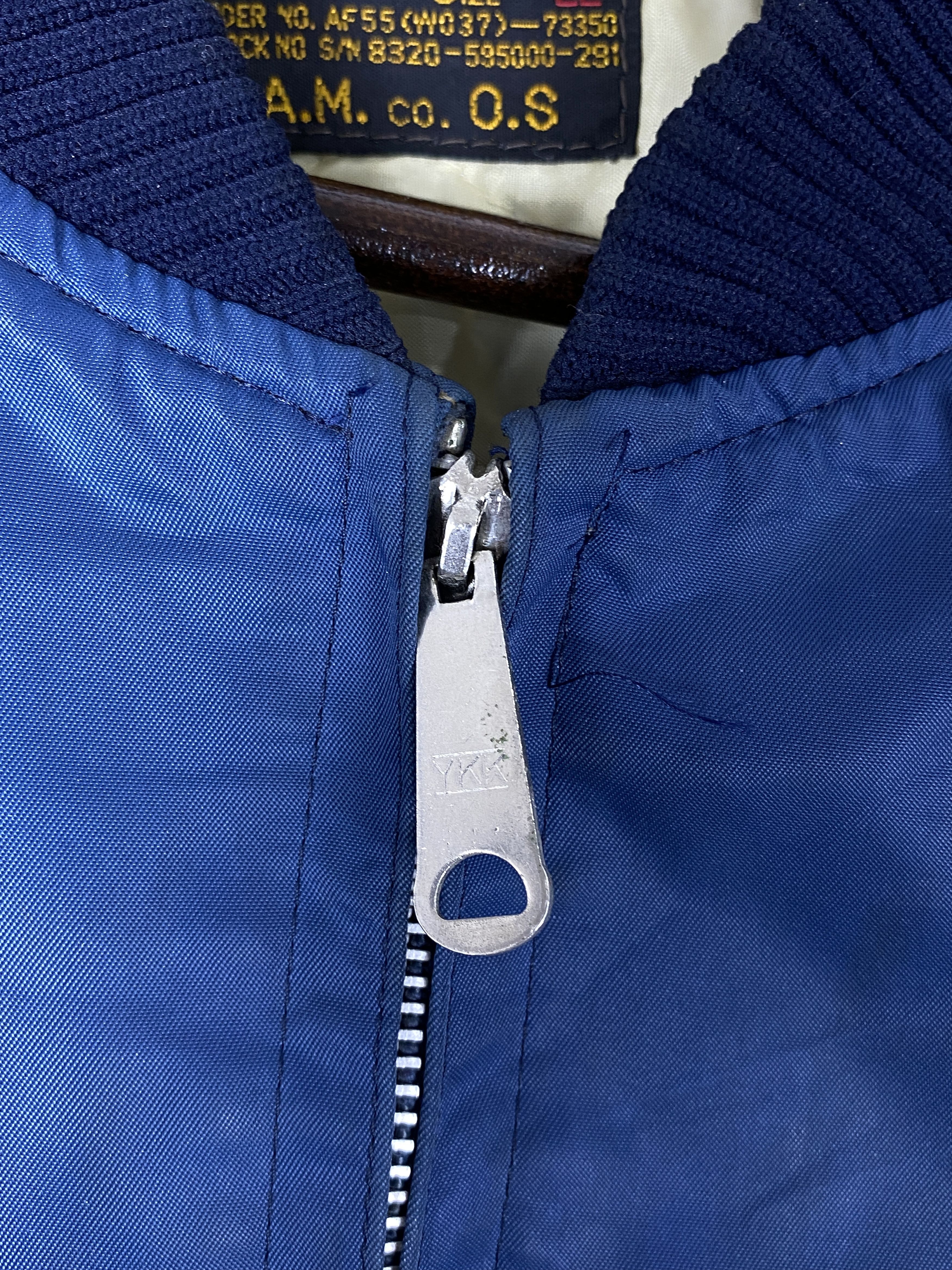 Japanese Brand Vintage Winter Goods Quilted Lining Bombers Jacket J1870 Size US M / EU 48-50 / 2 - 3 Thumbnail