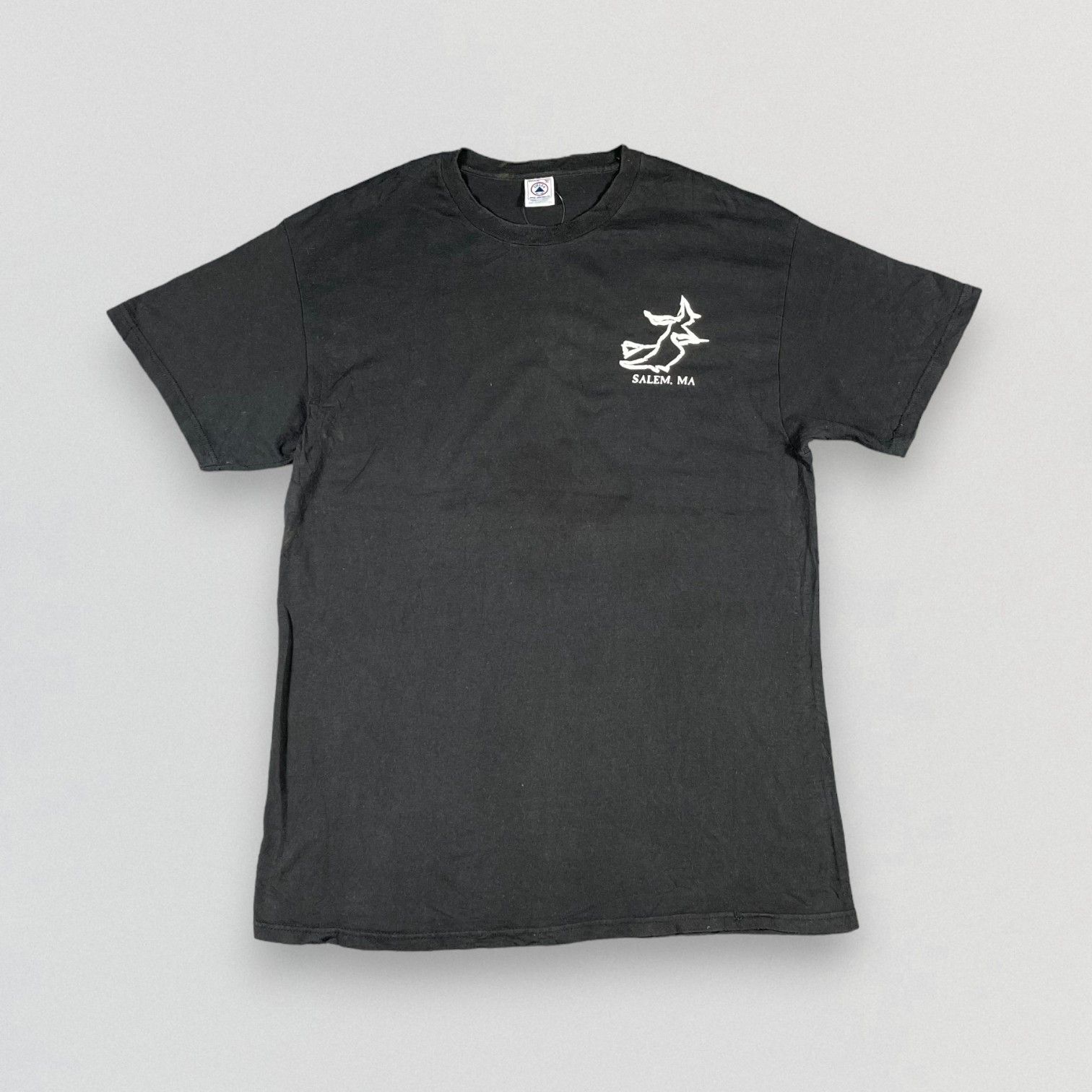 Other Vintage Cursed In Salem T-shirt Size US XL / EU 56 / 4 - 2 Thumbnail