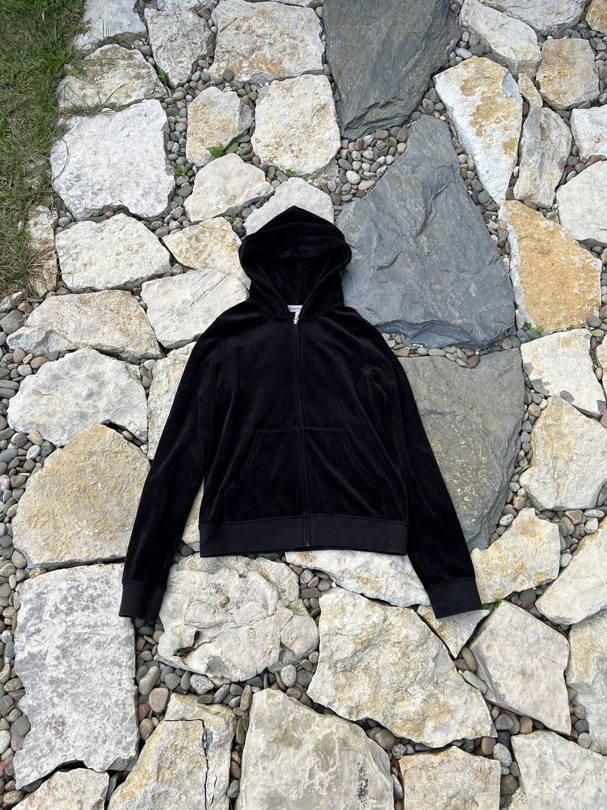 Juicy Couture × Vintage Vintage Juicy Couture y2k velvet choose couture zip hoodie Size XL / US 12-14 / IT 48-50 - 2 Thumbnail