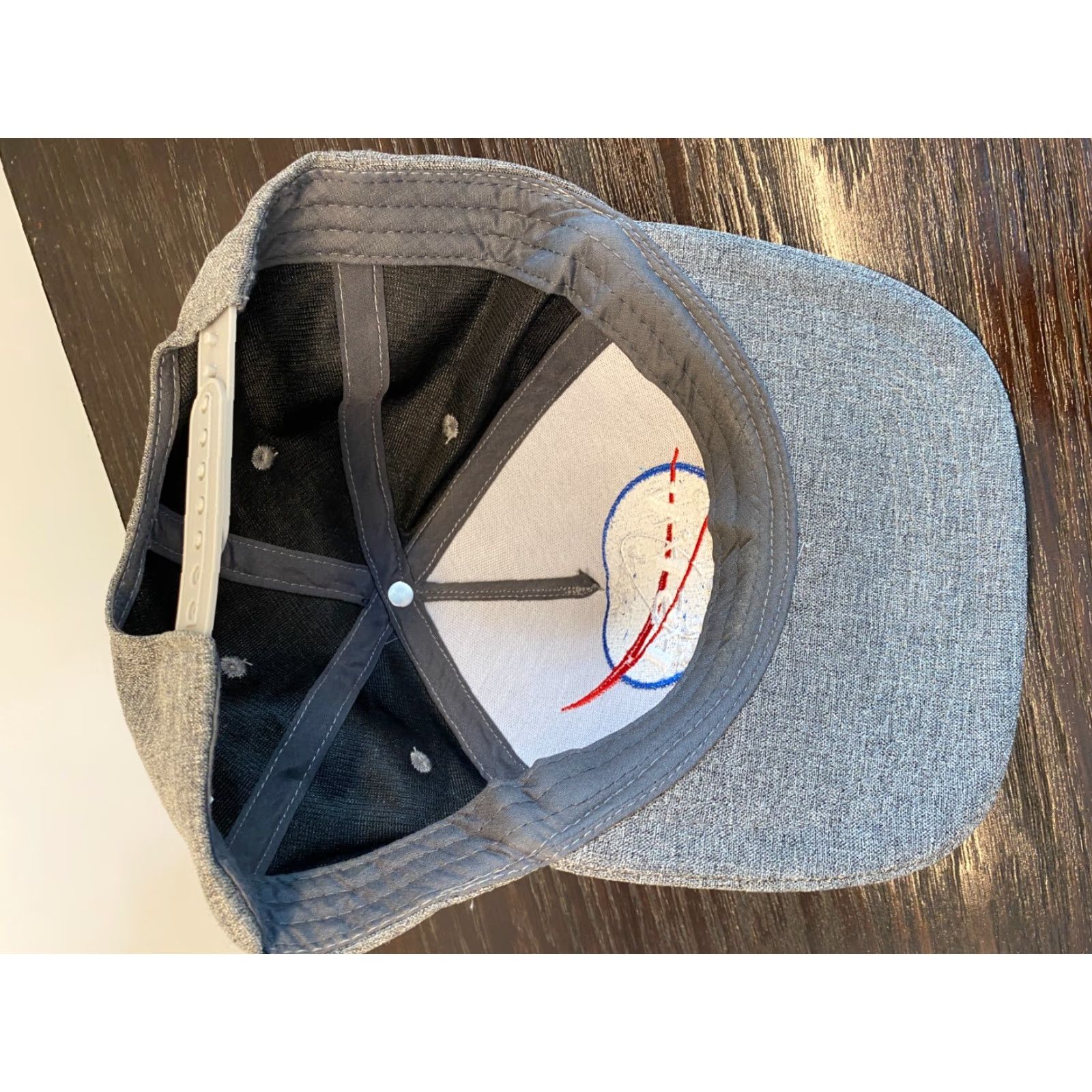 NASA NASA Hat Adult One Size Gray Adjustable Snapback Embroidered NASA logo Space Size ONE SIZE - 6 Thumbnail