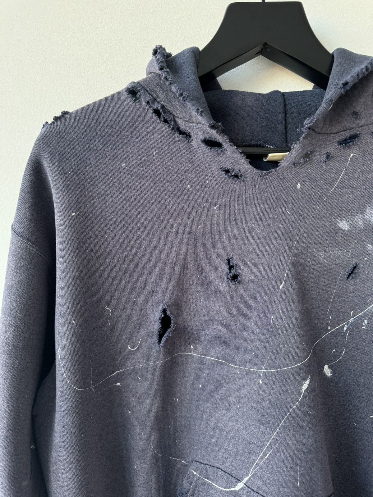 Vintage VINTAGE FADED THRASHED 90s NAVY PAINTER HOODIE Size US L / EU 52-54 / 3 - 7 Thumbnail