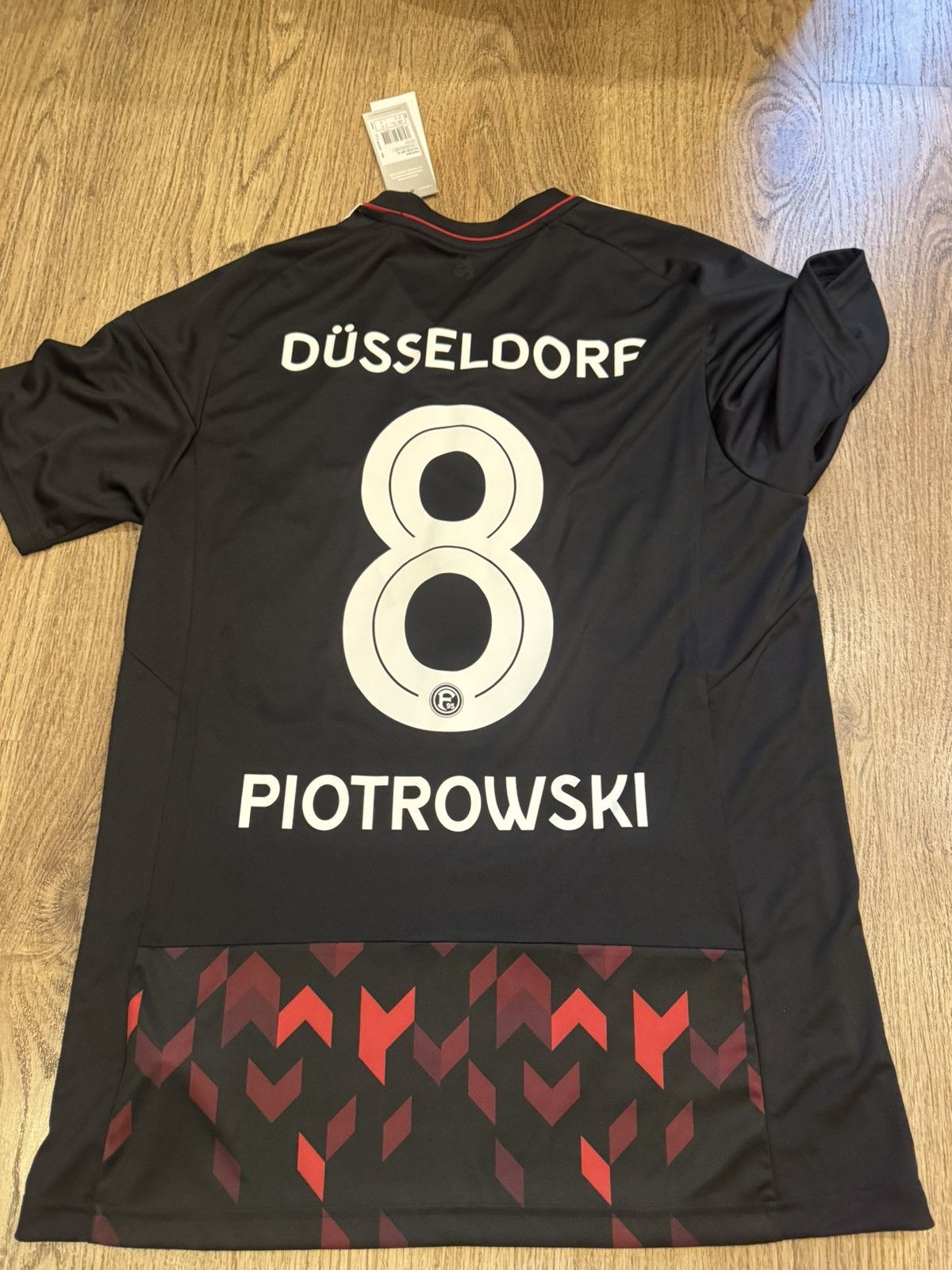 Adidas FORTUNA DUSSELDORF 2022-2023 ADIDAS FOOTBALL SHIRT SIZE M Size US M / EU 48-50 / 2 - 11 Thumbnail