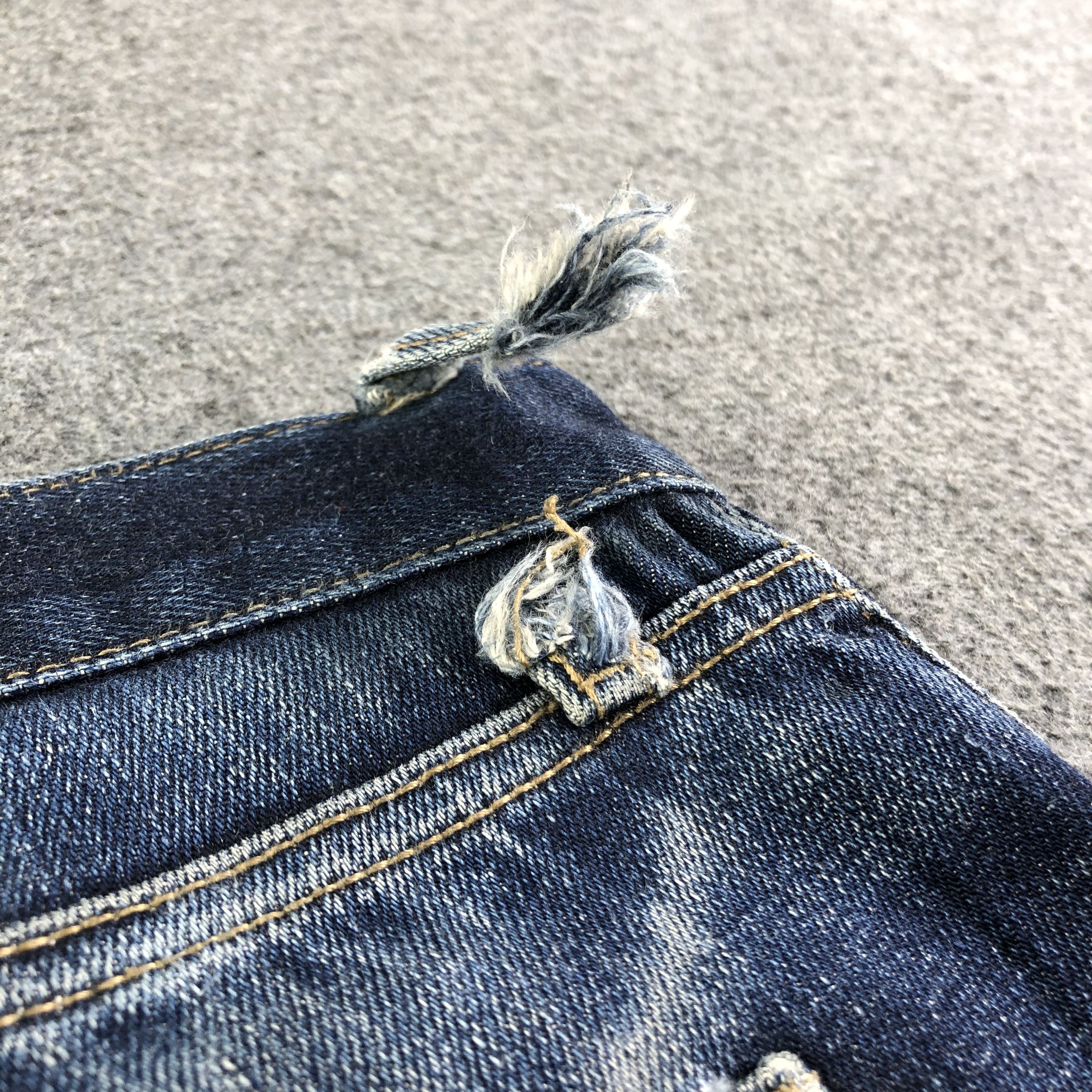 Uniqlo Blue Wash Uniqlo Selvedge Jeans-J2975 Size US 33 - 6 Thumbnail