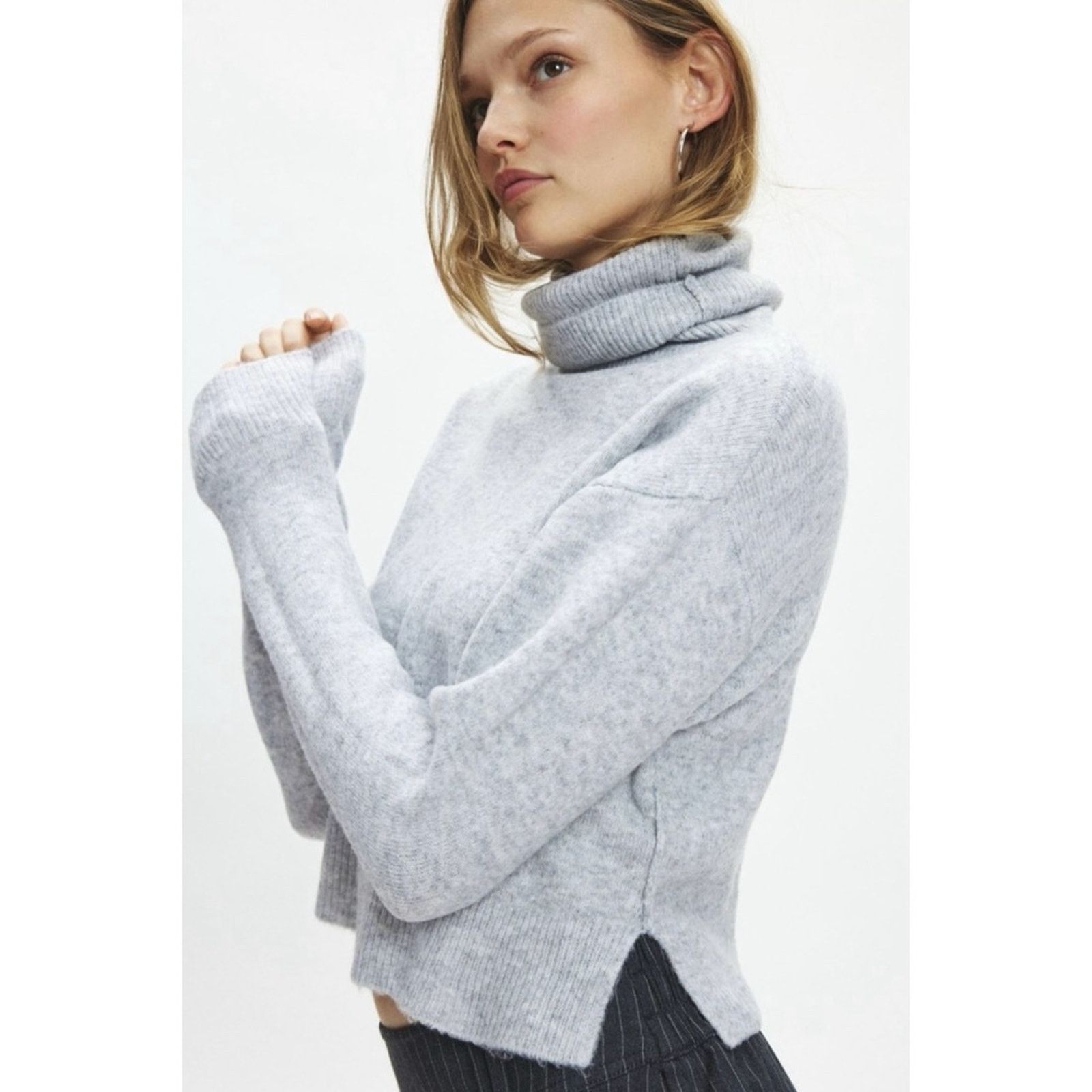 Bdg Urban Outfitters BDG Lake Cropped Turtleneck Sweater S Size S / US 4 / IT 40 - 15 Thumbnail