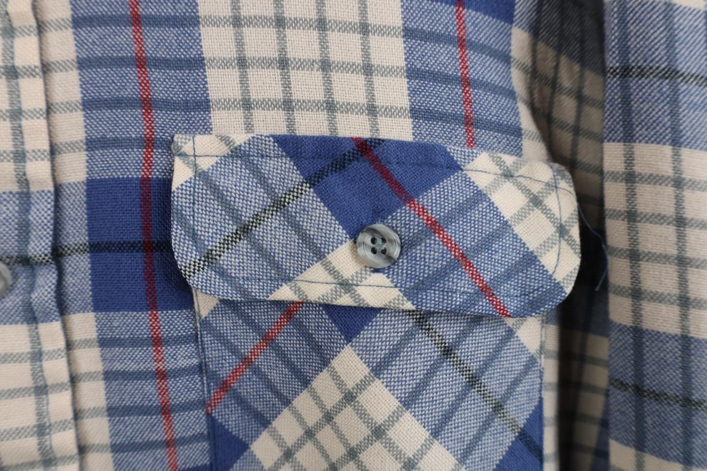Vintage Vintage 70s 80s Streetwear Knit Board Collared Button Shirt Size US XL / EU 56 / 4 - 5 Thumbnail
