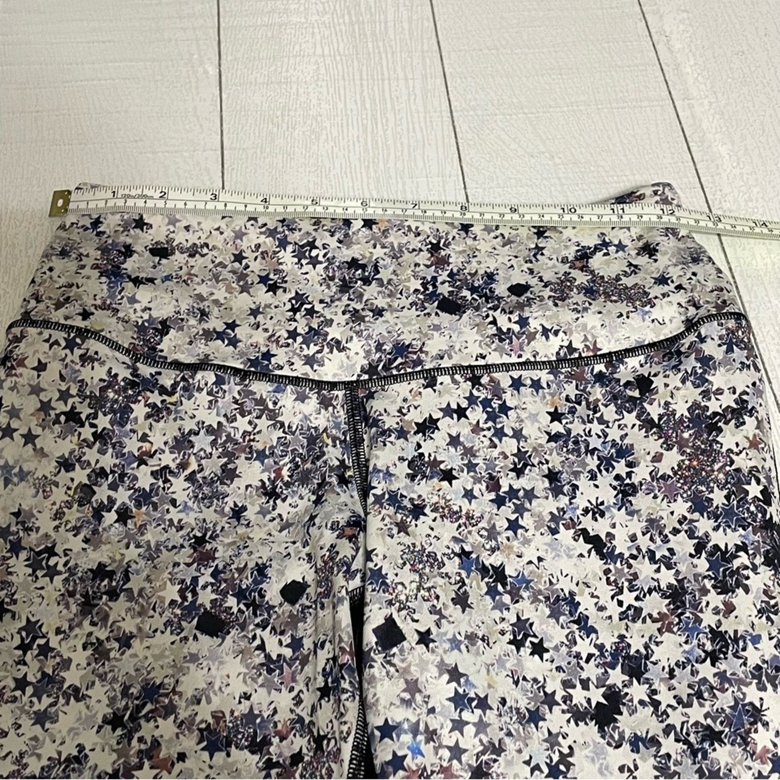 Victoria's Secret Victoria’s Secret VSX Sport Star Print Mesh Leggings Small Size 27" / US 4 / IT 40 - 2 Thumbnail