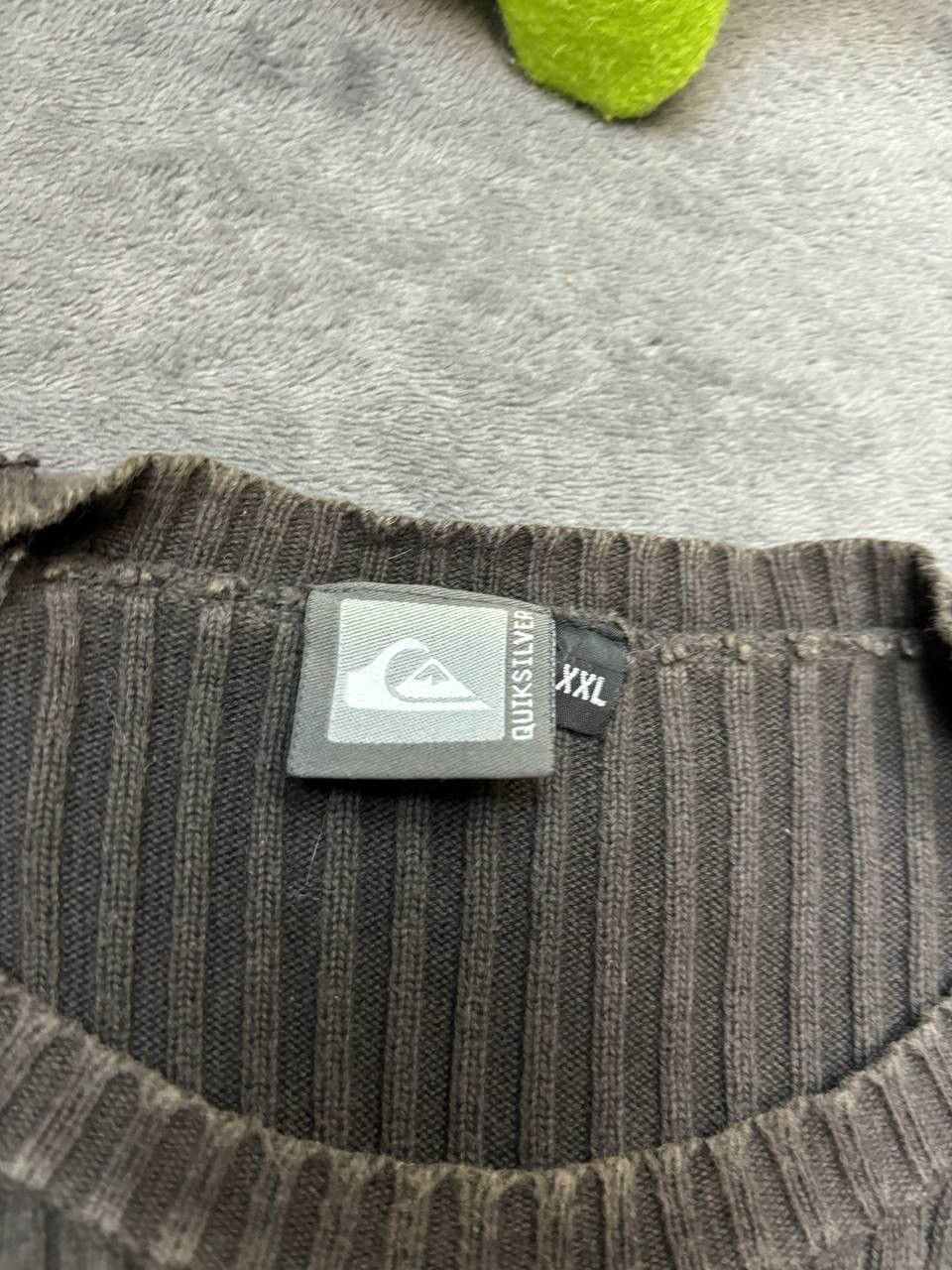 Quiksilver × Vintage Vintage Y2K Quicksilver faded Knit Sweater logo Size US XXL / EU 58 / 5 - 5 Thumbnail