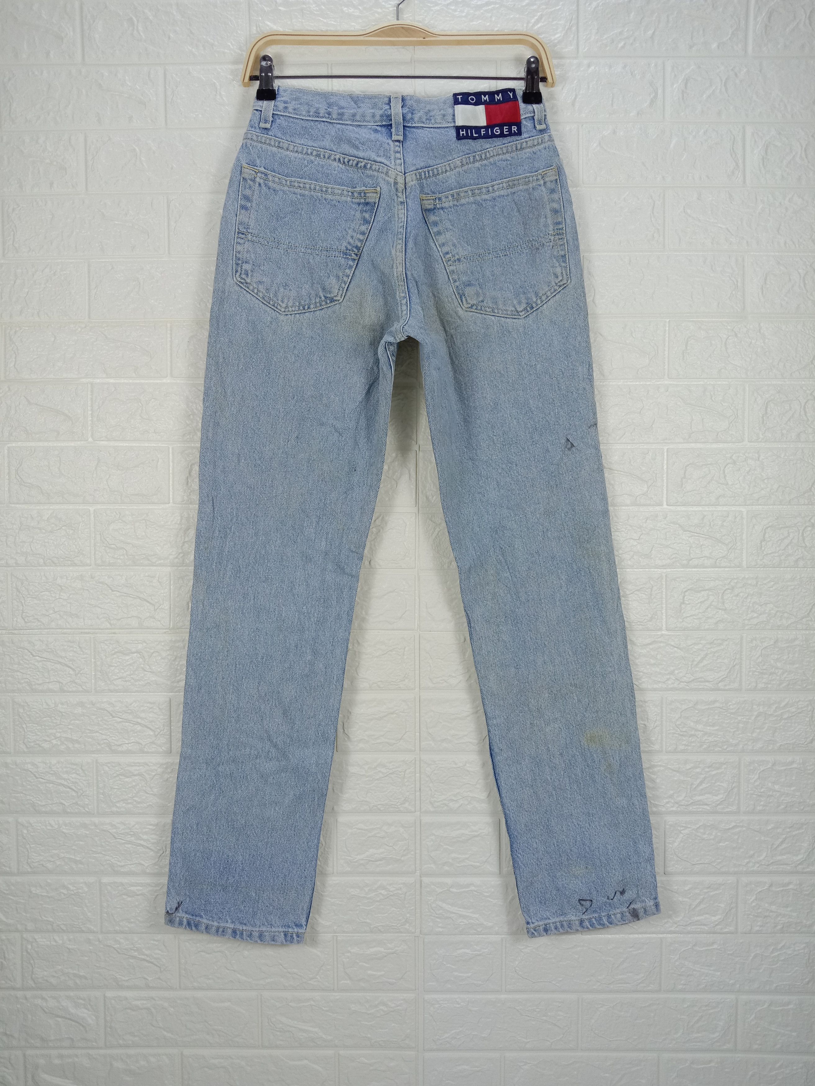 Tommy Hilfiger Vintage 90s Tommy Hilfiger Classic Light Wash Jeans Size 26" / US 2 / IT 38 - 5 Thumbnail