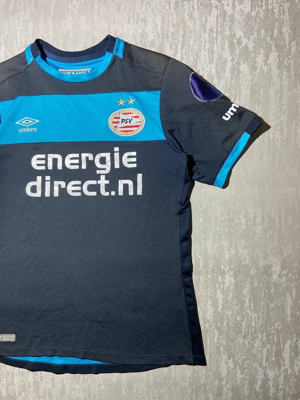 Umbro PSV eindhoven 2016 2017 away shirt Umbro soccer jersey Size US S / EU 44-46 / 1 - 3 Thumbnail