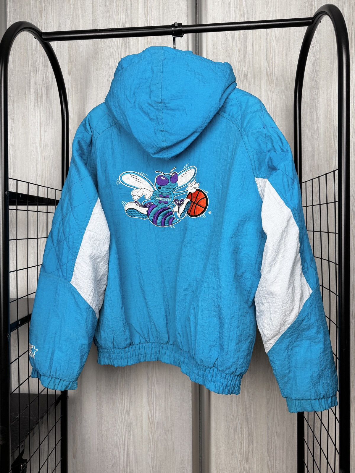 Starter Charlotte Hornets Starter 90s Vintage NBA Full Zip jacket L Size US L / EU 52-54 / 3 - 2 Thumbnail