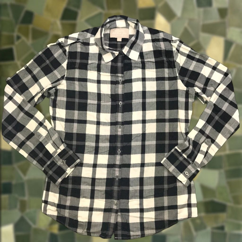 Banana Republic Banana Republic Shirt Womens Small Black Grey Plaid Button Up Top Soft-Wash Size S / US 4 / IT 40 - 1 Thumbnail