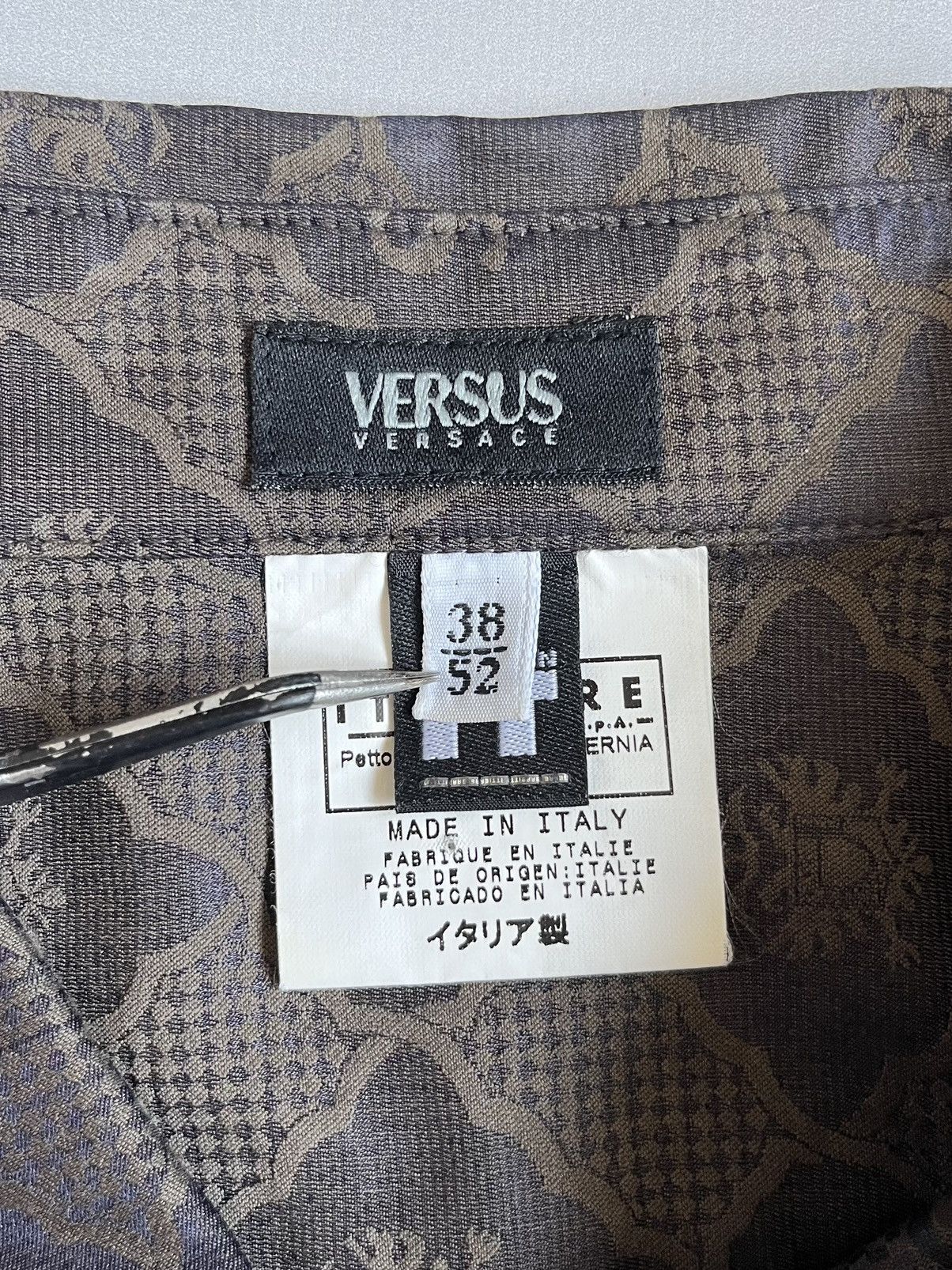 Versus Versace Versace Versus Unisex Brown Silk Monogram Button Up Shirt Size US L / EU 52-54 / 3 - 5 Thumbnail