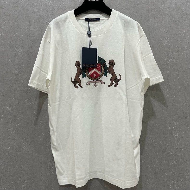Louis Vuitton Louis Vuitton Chest pearl badge shield printed logo short Size US L / EU 52-54 / 3 - 1 Thumbnail