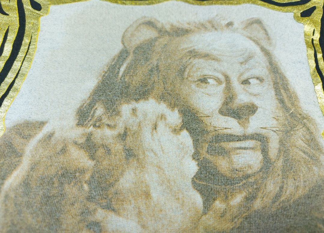 Vintage Vintage 90s 1993 Wizard of Oz The Cowardly Lion MGM Grand T Size US XL / EU 56 / 4 - 3 Thumbnail