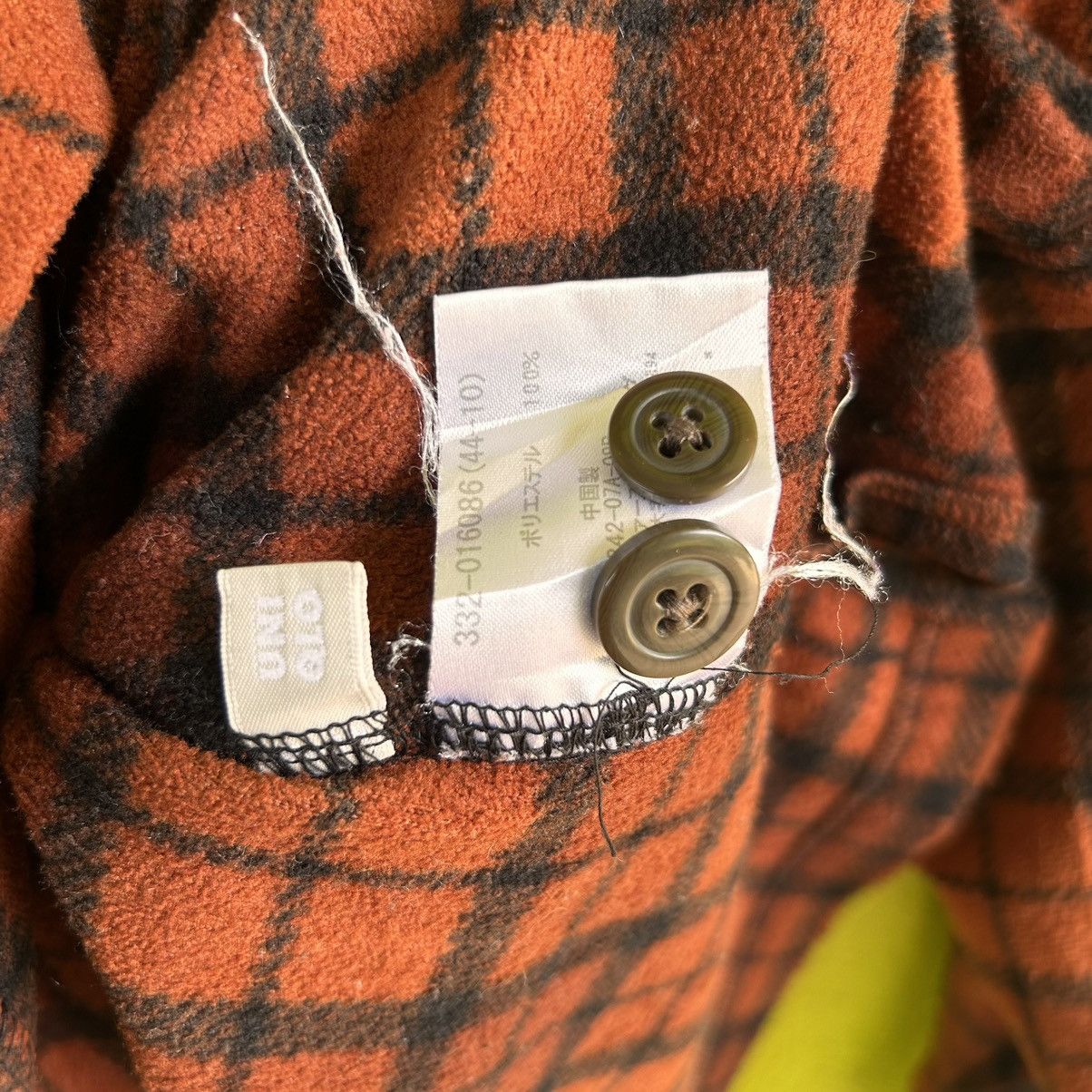 Uniqlo Vintage Uniqlo Checkered Shirt Size US M / EU 48-50 / 2 - 9 Thumbnail