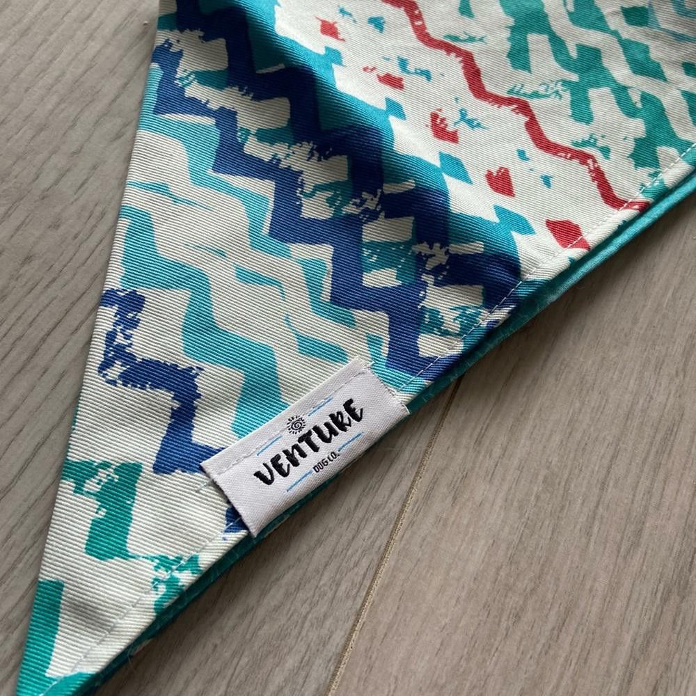 Designer Venture Dog Co Blue Waves and Blue Dot Dog Bandana Size ONE SIZE - 4 Thumbnail