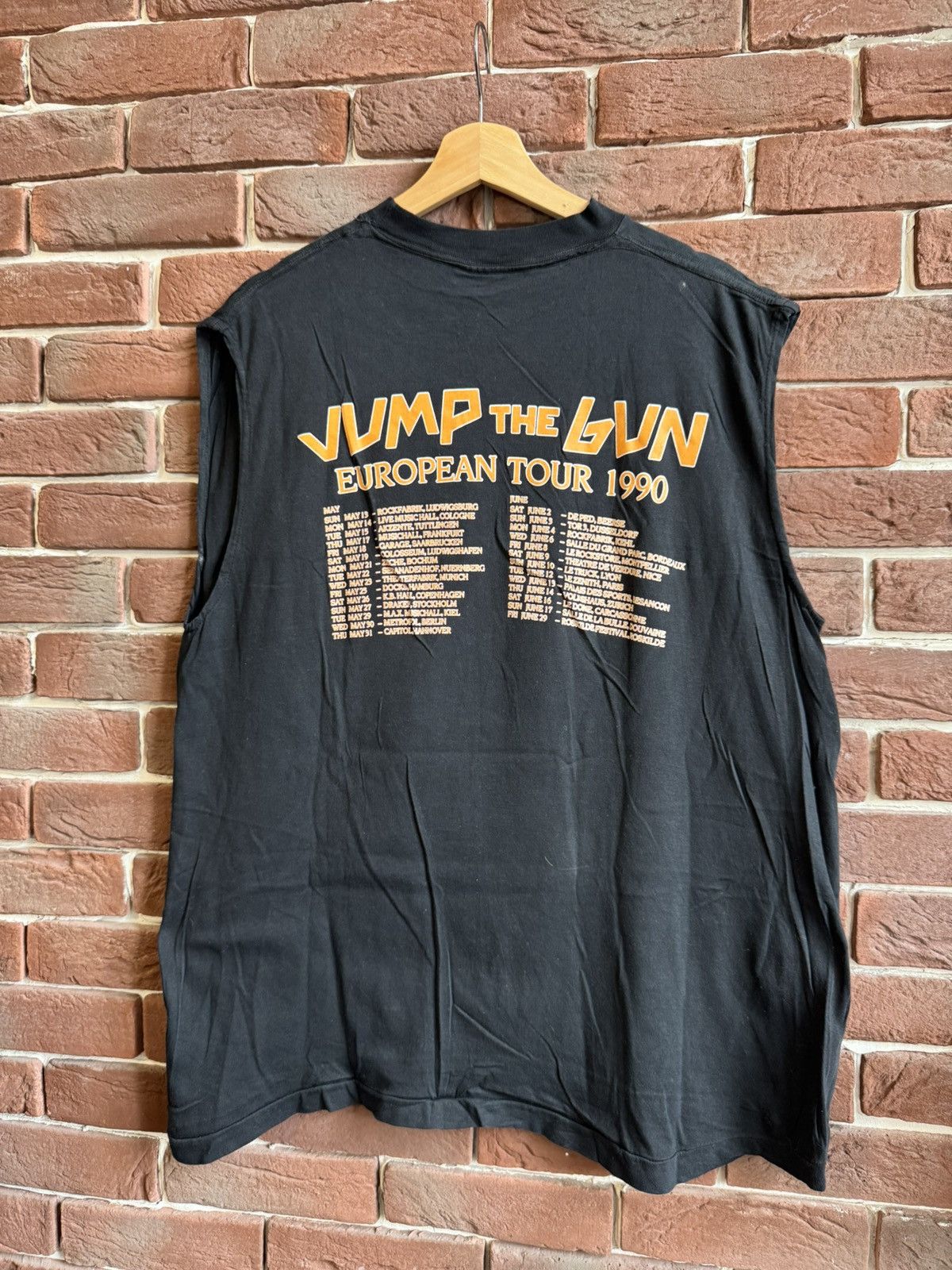 Band Tees Vintage 1990 Pretty Maids Jump the Gun XL Rock Band Tee 90s Size US XL / EU 56 / 4 - 2 Thumbnail