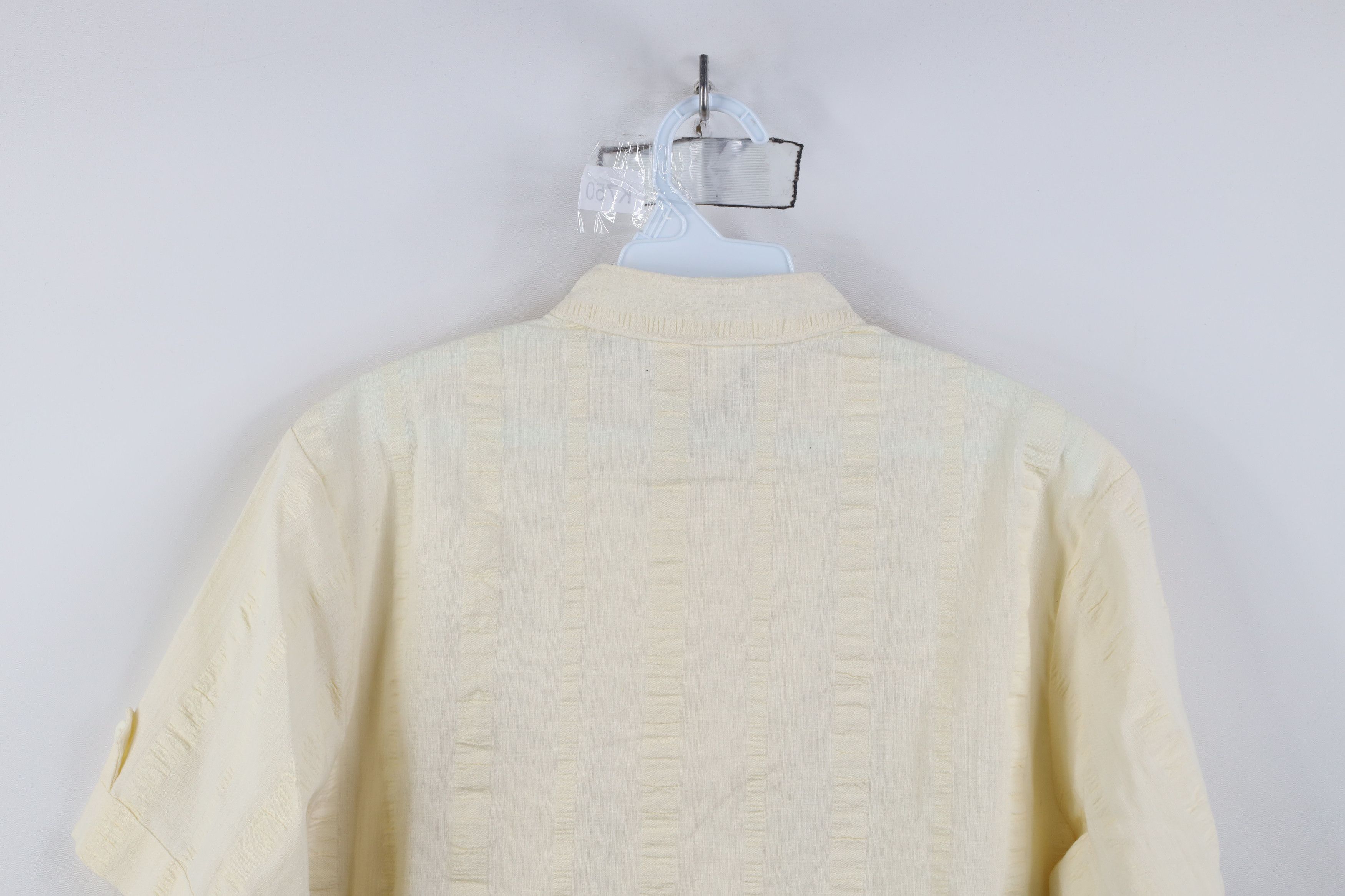 Vintage Vintage 70s Streetwear Band Collar Henley T-Shirt Cream USA Size US M / EU 48-50 / 2 - 11 Thumbnail