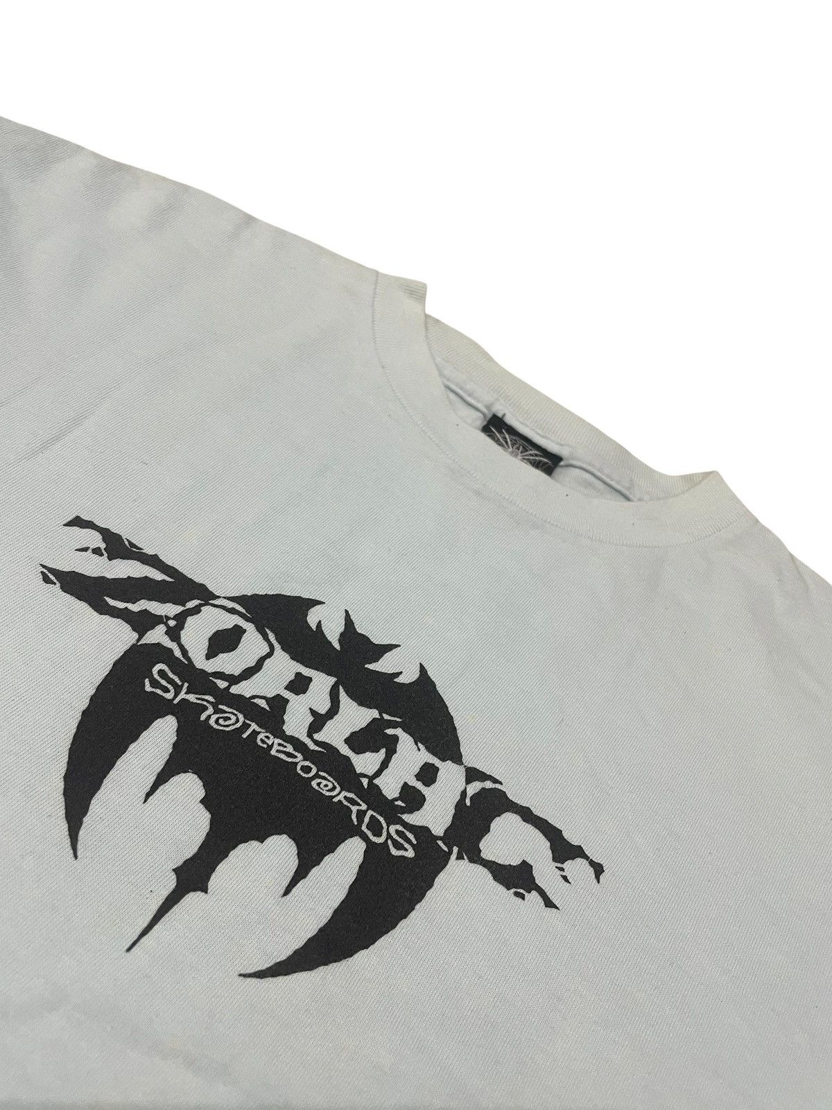 Vintage Vintage ZORLAC Skateboards Tshirt Size US XL / EU 56 / 4 - 5 Thumbnail