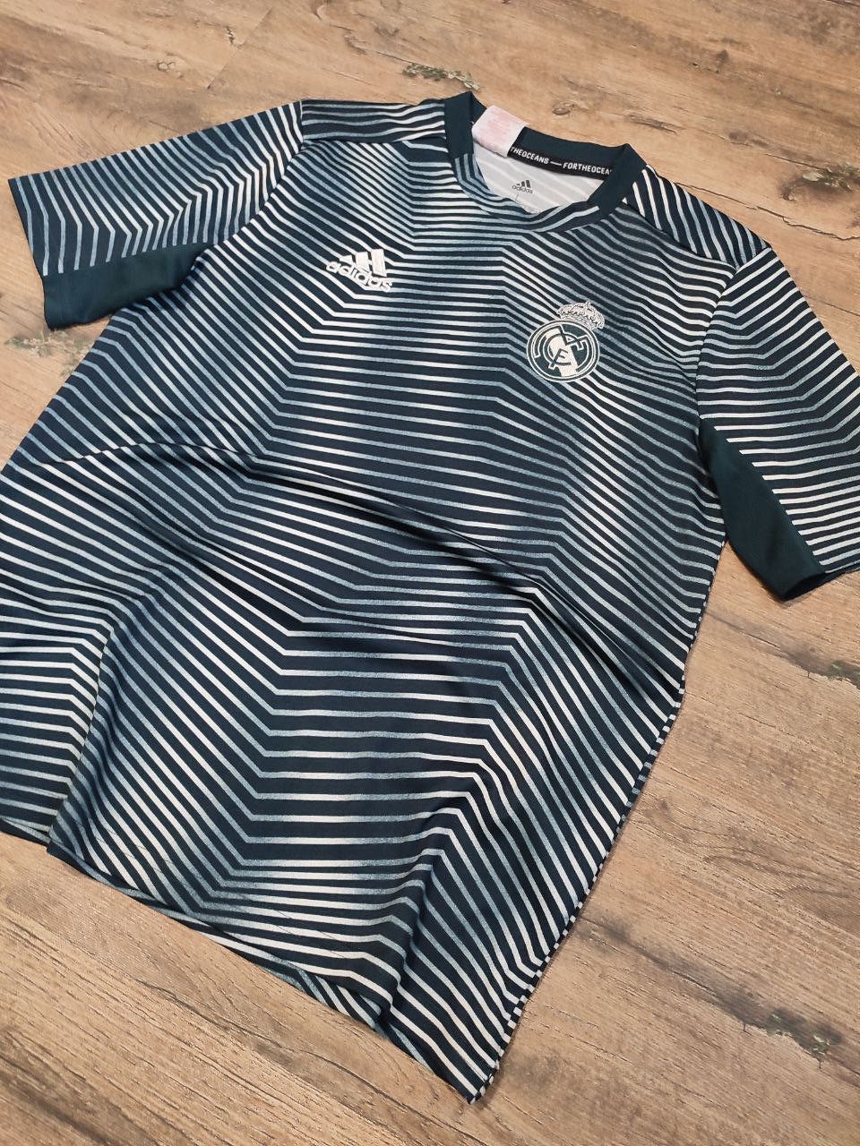 Adidas Adidas 2018 2019 Real Madrid Mens Football Shirt for Teenage Size US L / EU 52-54 / 3 - 2 Thumbnail