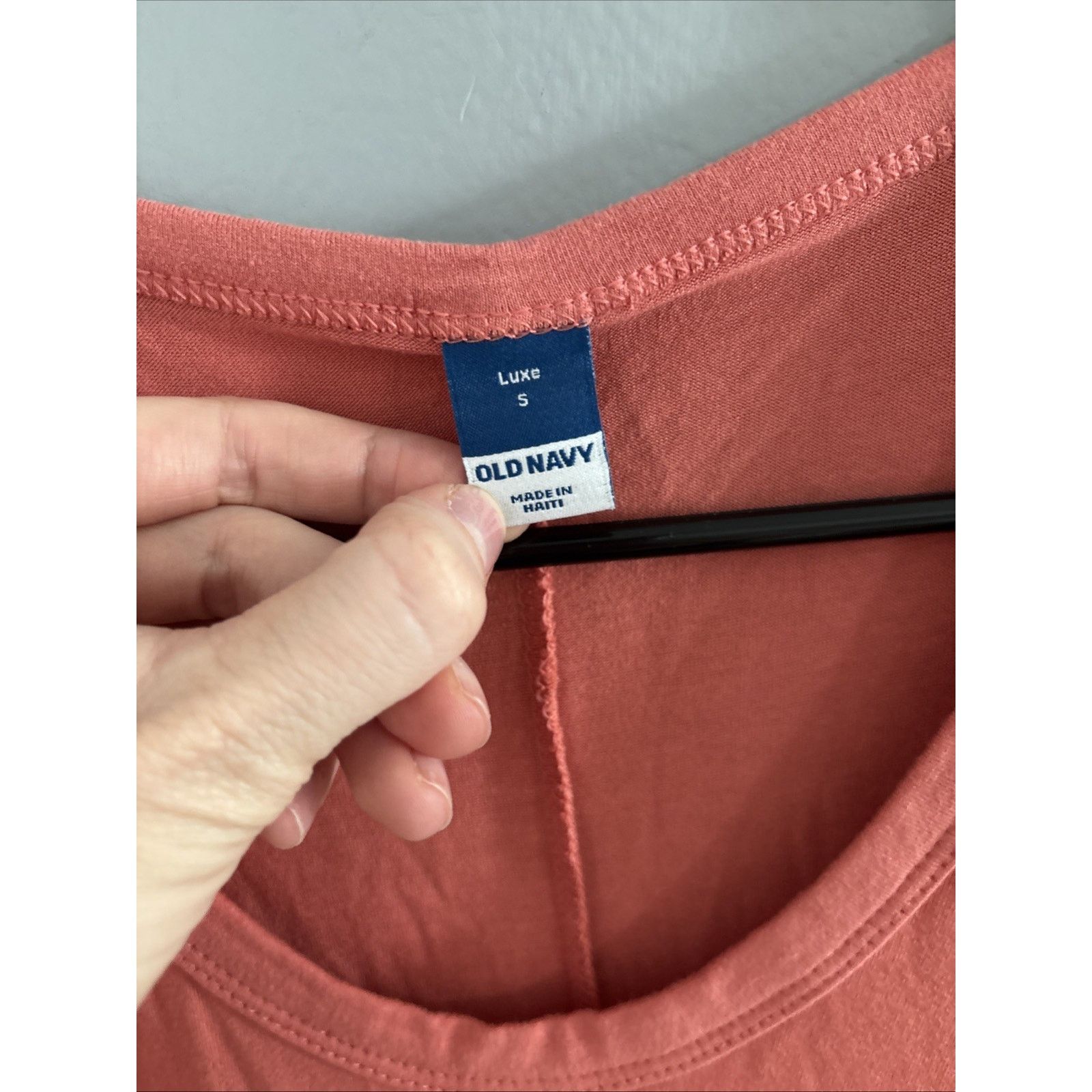 Old Navy Old Navy Luxe Small Coral Tee Size S / US 4 / IT 40 - 2 Thumbnail