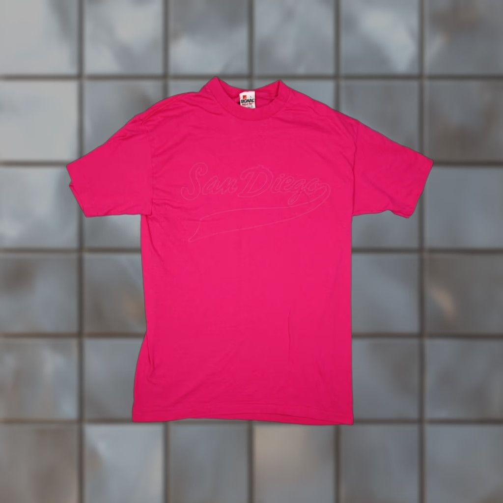 Vintage VINTAGE Signal Men's T-Shirt Large Pink 90s Beach Bohemian Retro Cotton Short Sleeve Size US L / EU 52-54 / 3 - 1 Thumbnail