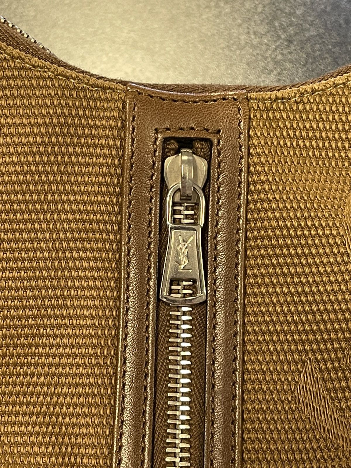 Yves Saint Laurent YSL Yves Saint Laurent Embroidered Handbag Purse Brown Size ONE SIZE - 3 Thumbnail