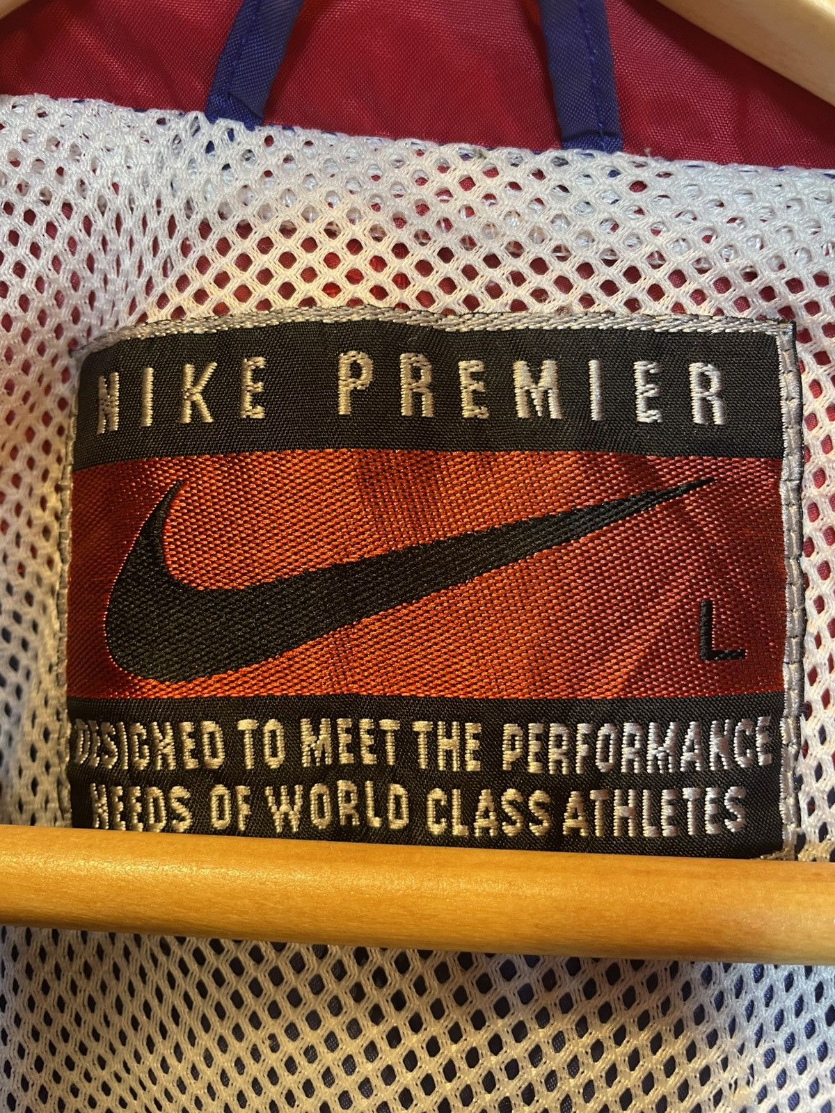 Nike Vintage Nike Paris Saint-Germain 90s Windbreaker Jacket Size US L / EU 52-54 / 3 - 4 Thumbnail