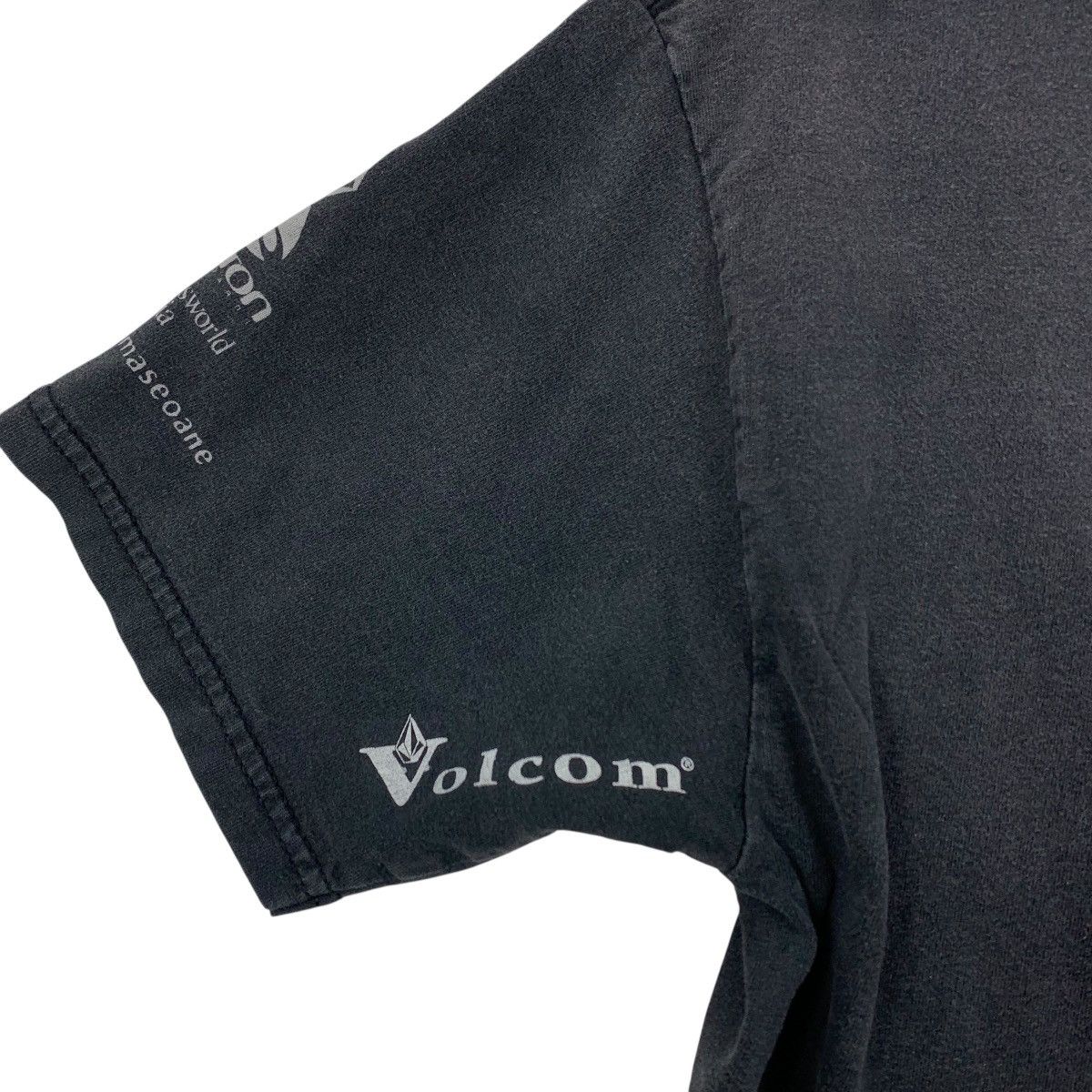 Volcom Vintage VOLCOM The HAAKONSEN FAKTOR Usa Skateboard Shirt Size US L / EU 52-54 / 3 - 5 Thumbnail