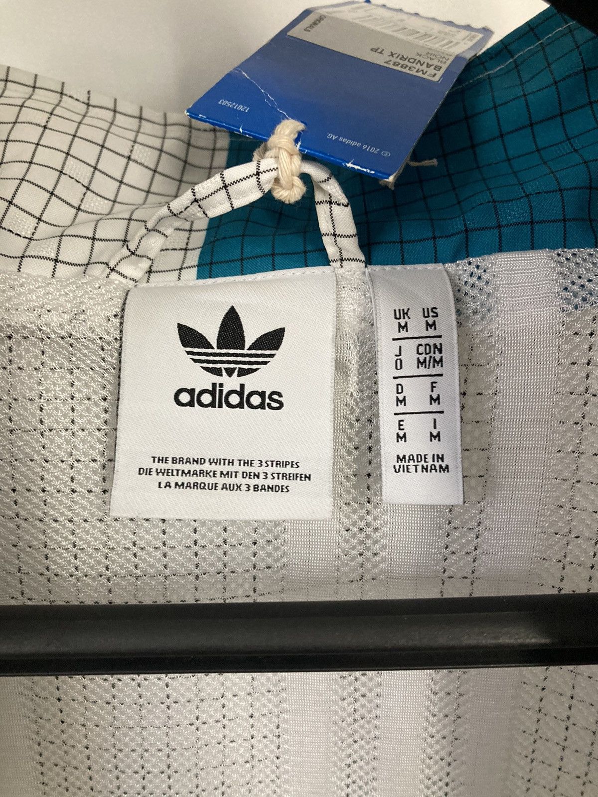 Adidas Windbreaker Adidas Blocked Shell Grid Jacket Size US M / EU 48-50 / 2 - 11 Thumbnail