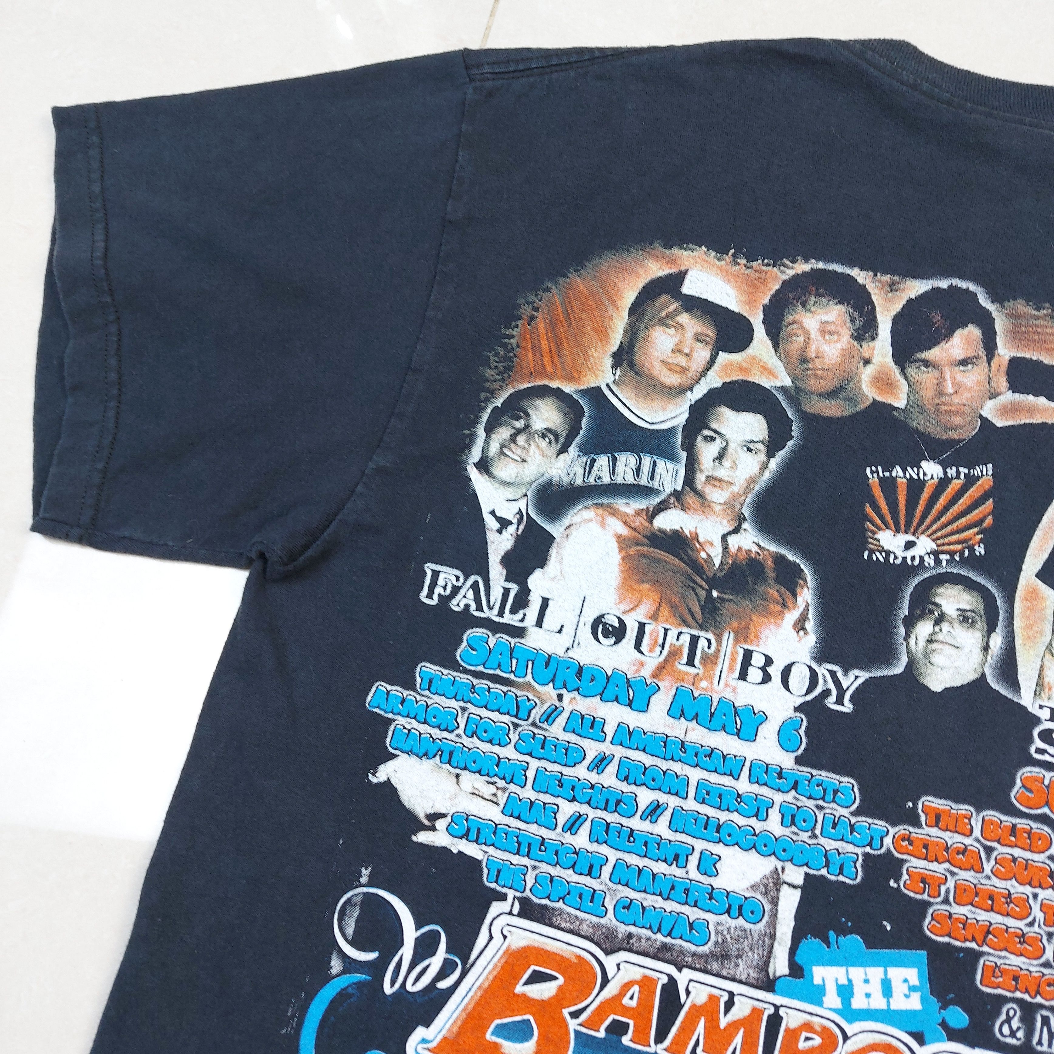 Band Tees VTG 2006 The Bamboozle Taking Back Sunday Fall Out Boy TEE Size US S / EU 44-46 / 1 - 17 Thumbnail