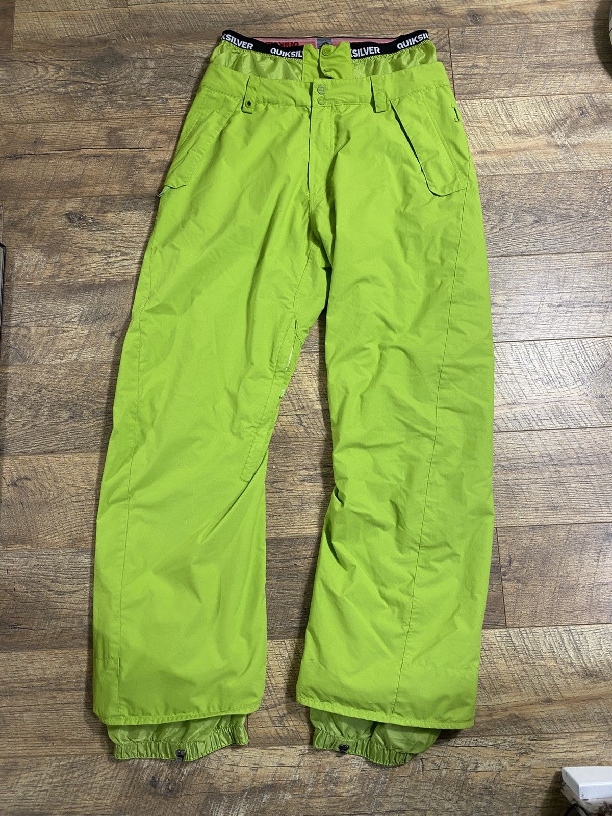 Quiksilver Quiksilver Silver Ski Pants. Neon Lime. 8000MM Tech. Size L Size US 32 / EU 48 - 2 Thumbnail