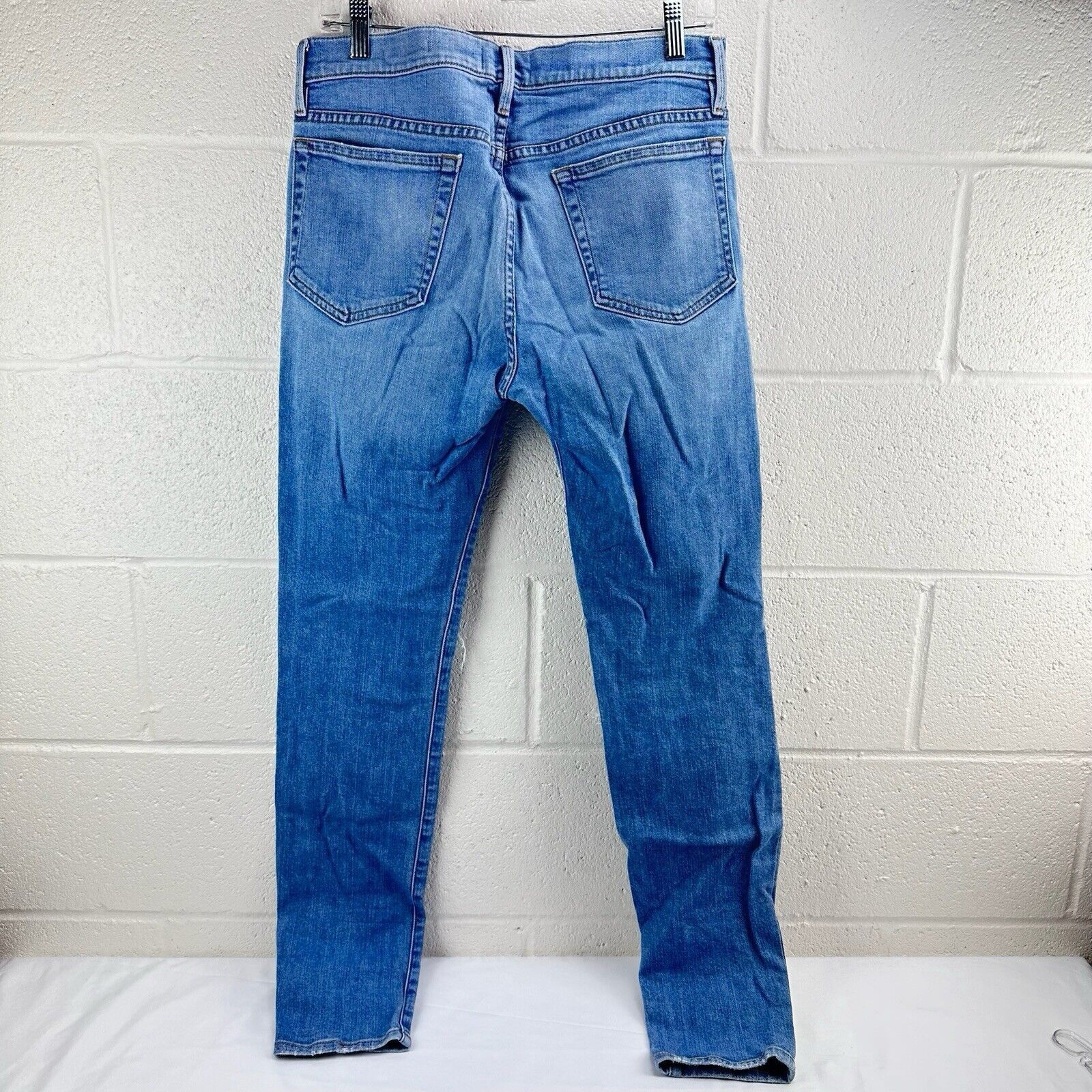 Frame Frame L'Homme Dylan Skinny Jeans Men Sz 32 Light Distressed Size US 32 / EU 48 - 4 Thumbnail