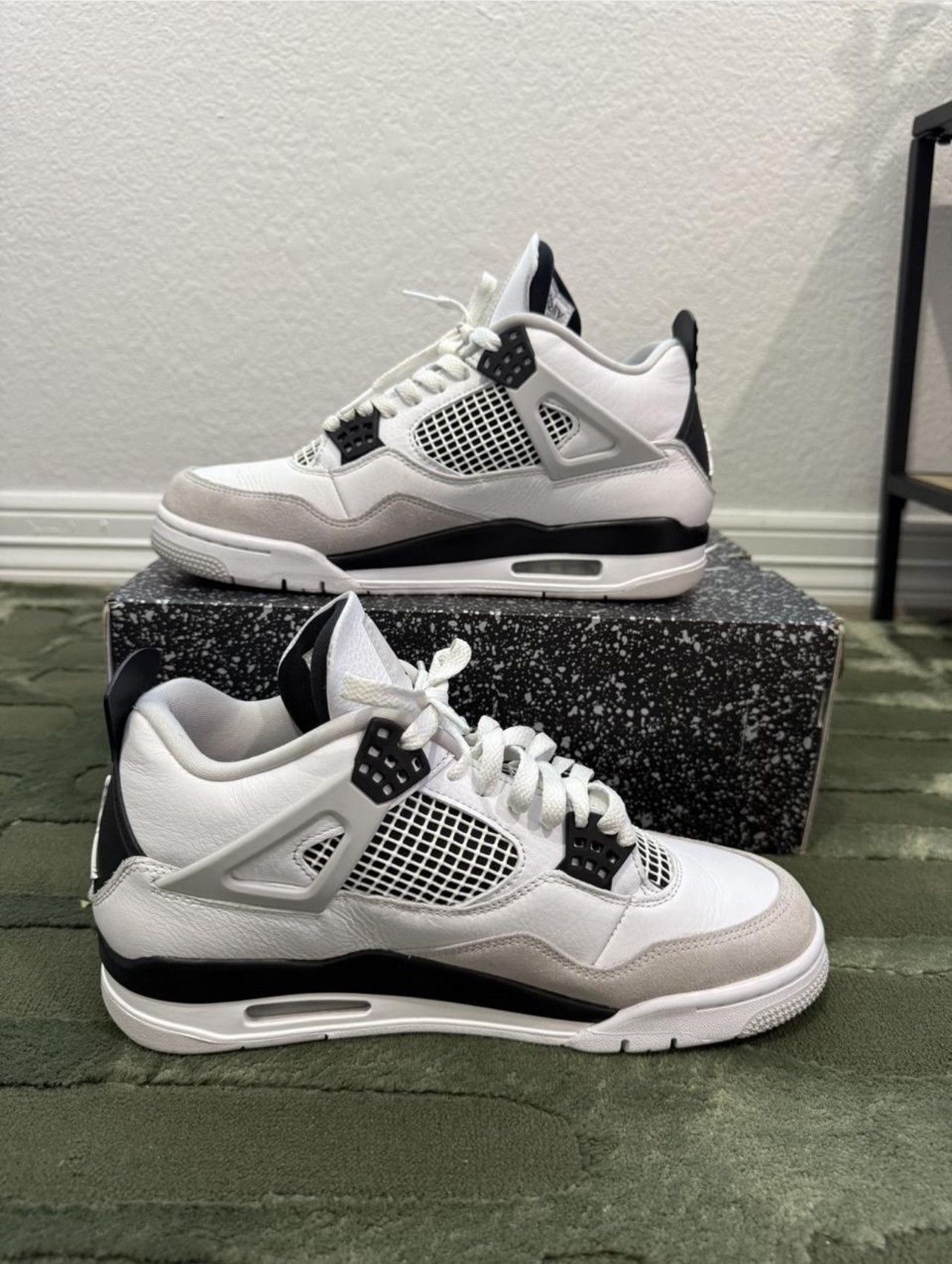 Jordan Brand Jordan 4 Military Black Size 9.5 Size US 9.5 / EU 42-43 - 3 Thumbnail