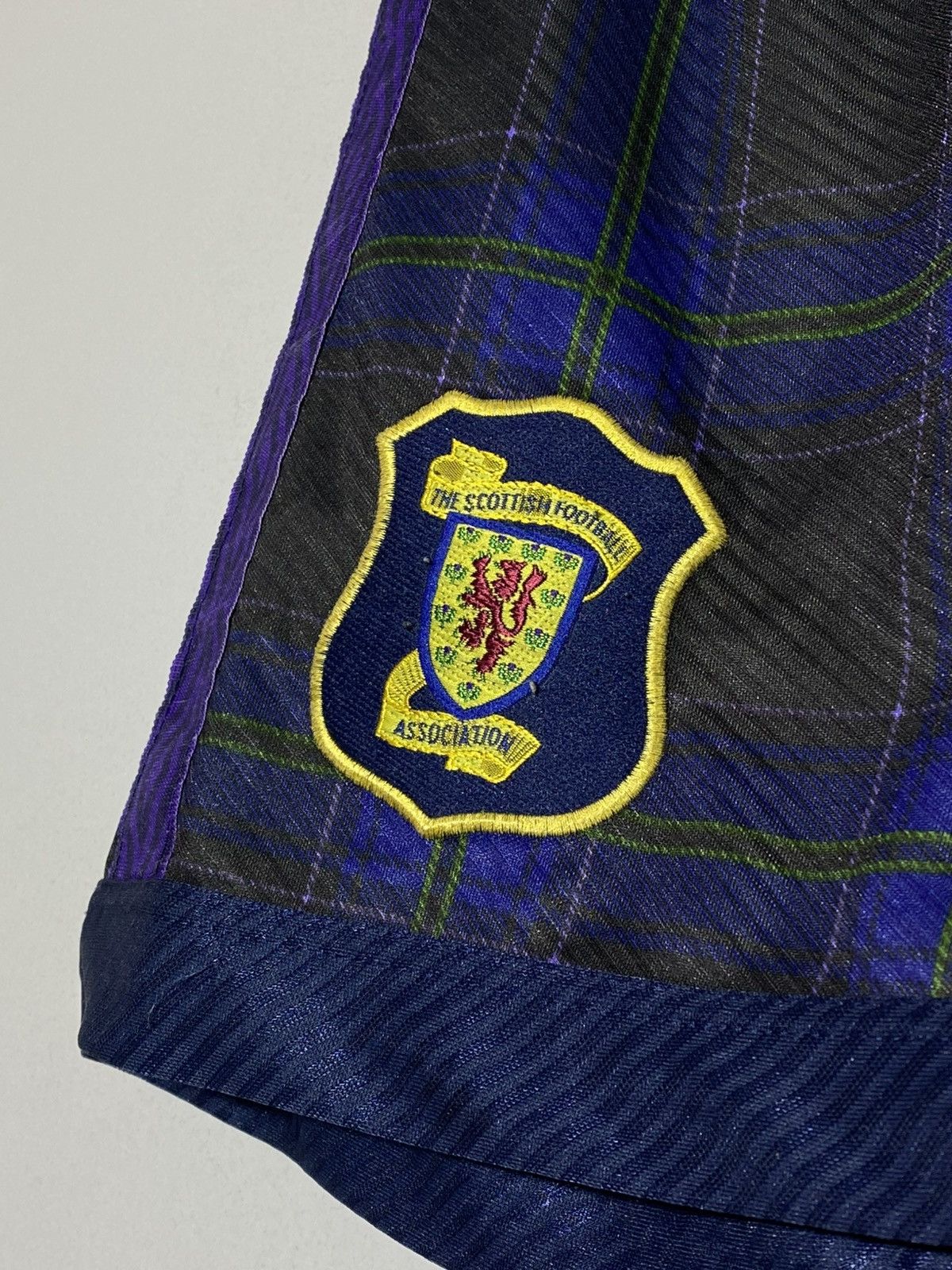 Umbro Vintage 90s Umbro Scotland National Team Rare Shorts Size US 32 / EU 48 - 6 Thumbnail