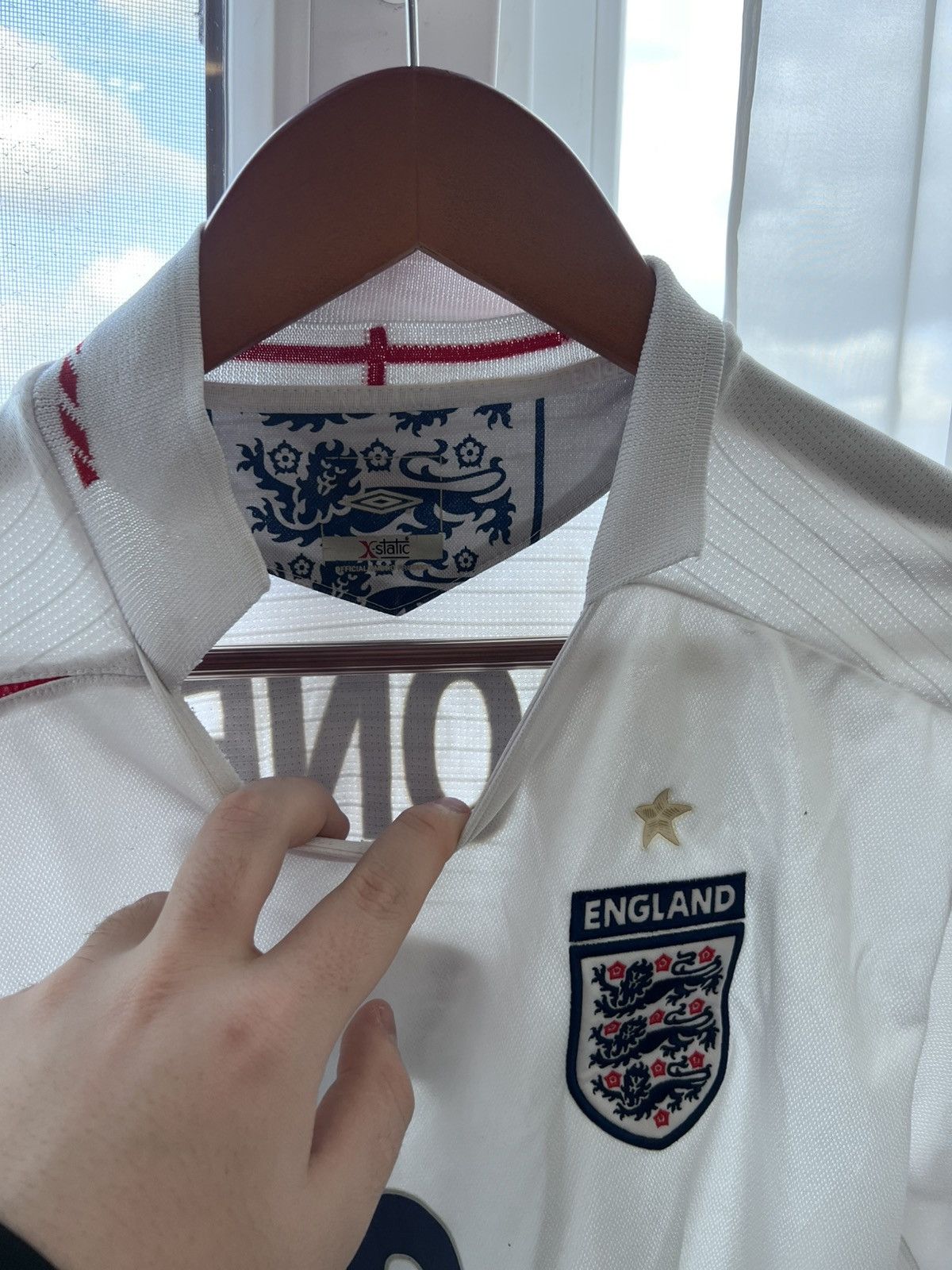 Umbro England Rooney 9 Home Football Shirt 2005/07 Large Umbro Size US L / EU 52-54 / 3 - 7 Thumbnail