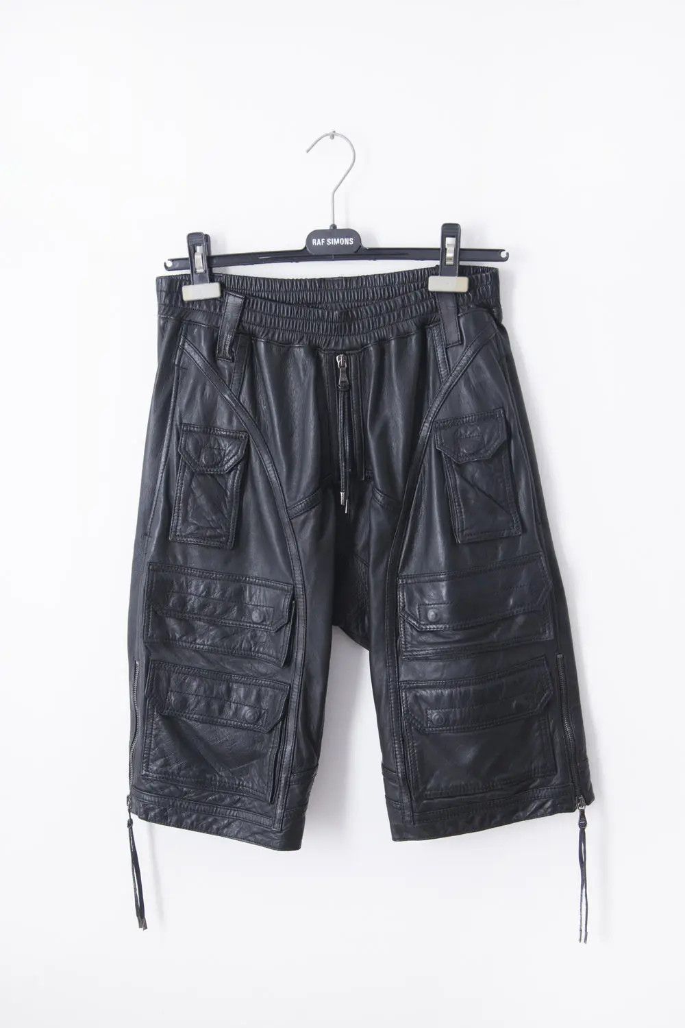 Neil Barrett SS11 leather cargo shorts Size US 30 / EU 46 - 2 Thumbnail